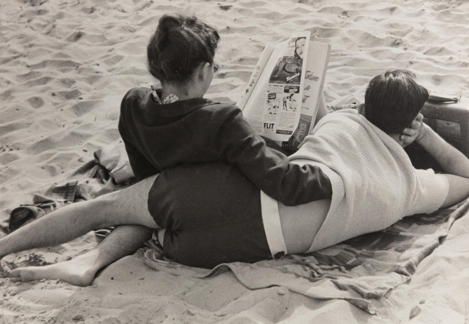 Ruth Orkin (1921-1985) Couple on the Beach, Coney Island, 1948