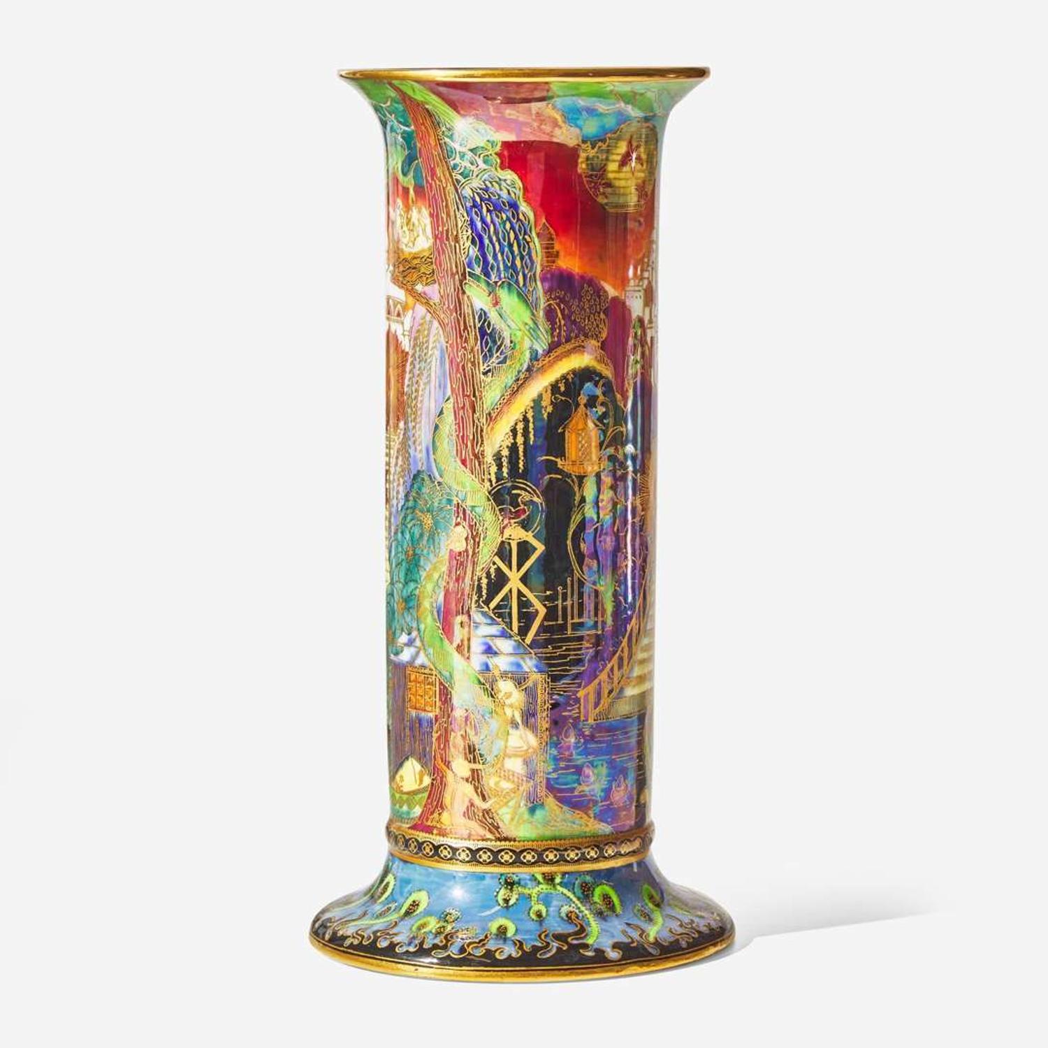 A Wedgwood Fairyland Lustre "Torches" Vase UK, circa 1925