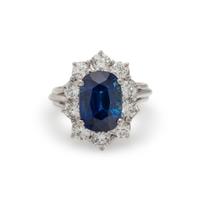 SAPPHIRE AND DIAMOND RING