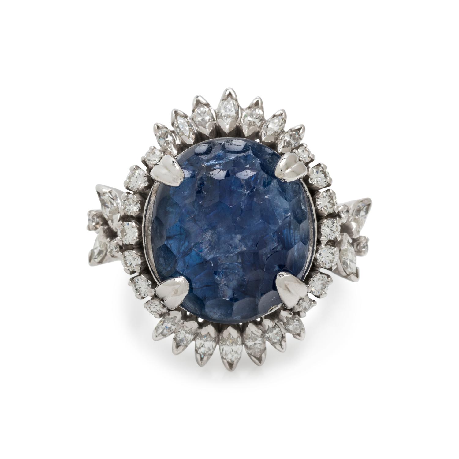 SAPPHIRE AND DIAMOND RING
