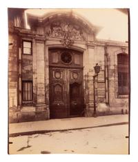 A group of five photographs ( Auberge du Compas d'Or, rue Montorgueil; Façade Saint-Lazare, faubourg Saint-Denis 107; Folie Thoinard, 9 rue Coq-Héron; Hôtel d'Imbercourt, 15 rue de l'Universite; Hôtel de Vendôme, rue Béranger 3 )