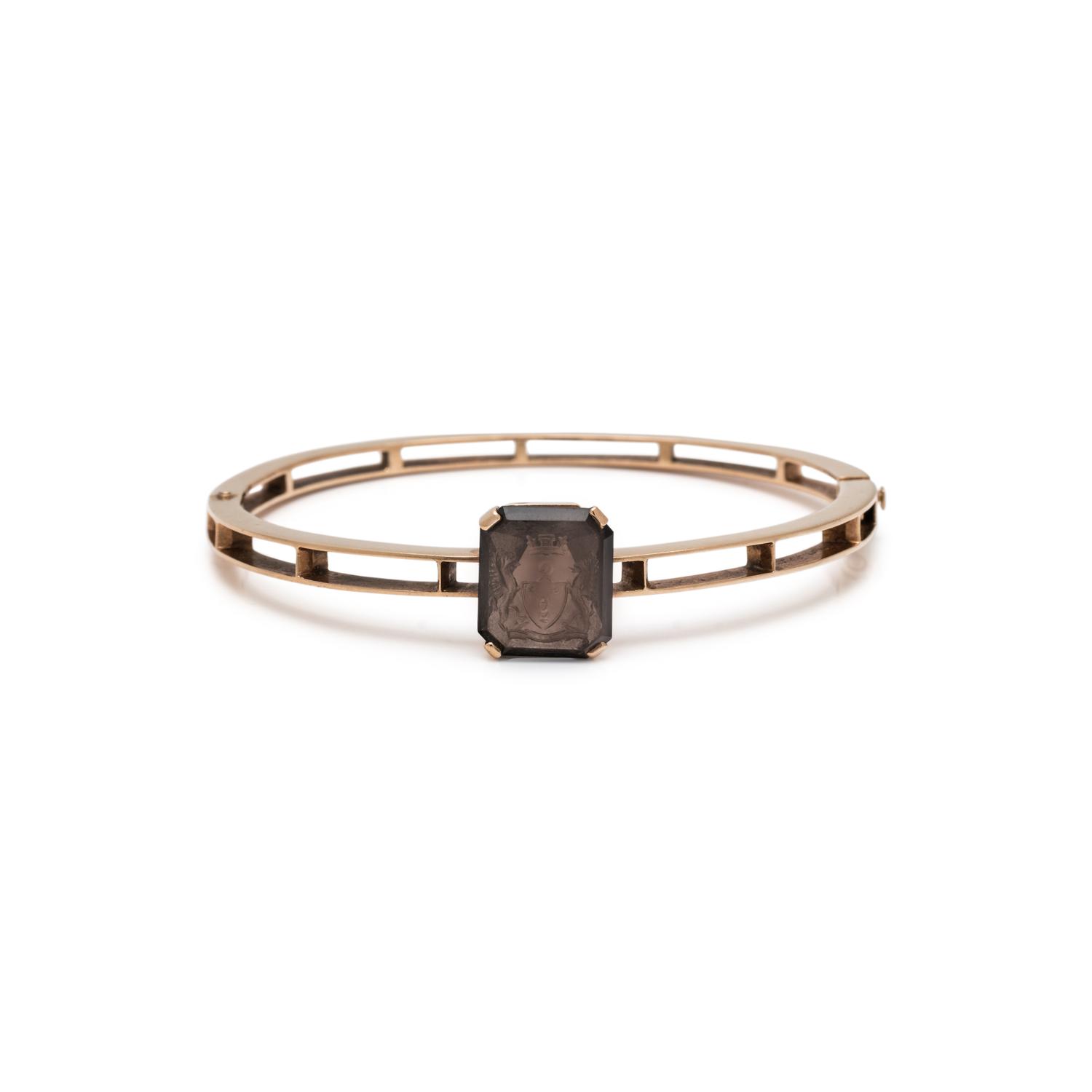 ROSE GOLD AND SMOKY QUARTZ INTAGLIO BANGLE BRACELET