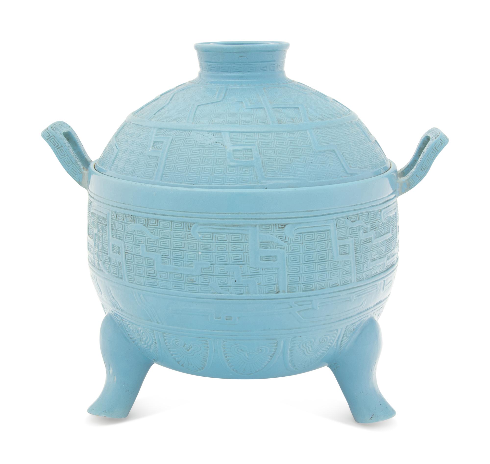 A Chinese Claire-de-Lune Porcelain Archaistic Covered Vessel