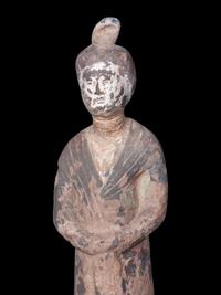 Four Chinese Pottery Tomb Figures and A Pottery Handled Cup, Erbei