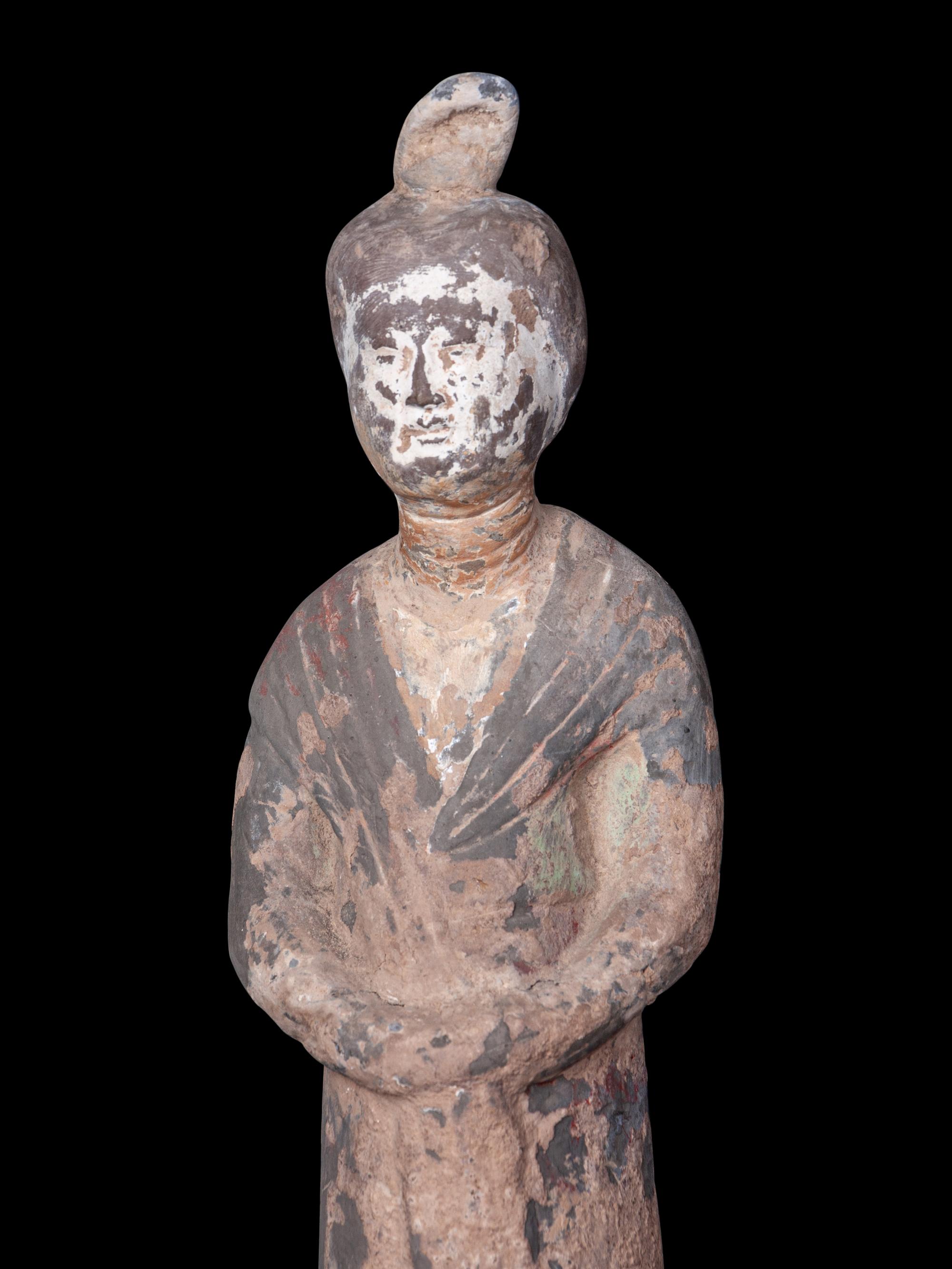 Four Chinese Pottery Tomb Figures and A Pottery Handled Cup, Erbei
