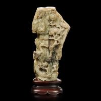 A Chinese carved grey jade "mountain" 提油灰玉山子 Ming dynasty or later