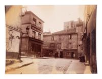 A group of three photographs ( Cour, rue Saint-Jacques 346, disparu, 5e arrondissement , 1900; Saint-Severin - rue Saint Séverin , 1905-1906; Coin, rue Norvins et des Saules , 1925)