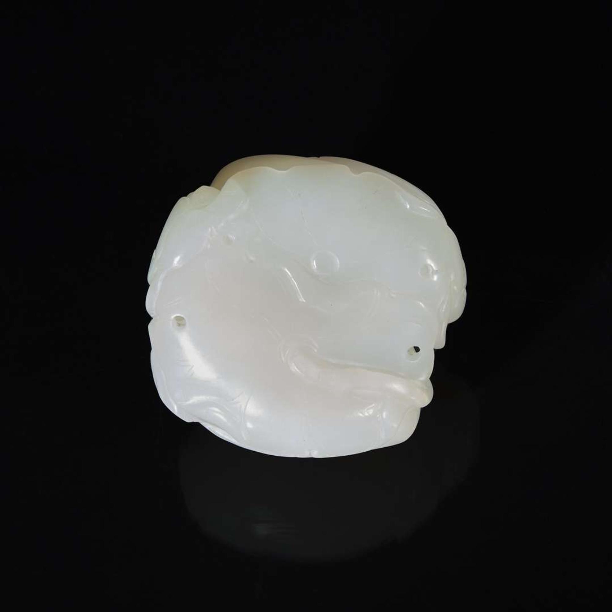 A Chinese white jade figural group depicting mandarin ducks 白玉雕双凫衔荷花 Qing Dynasty ?