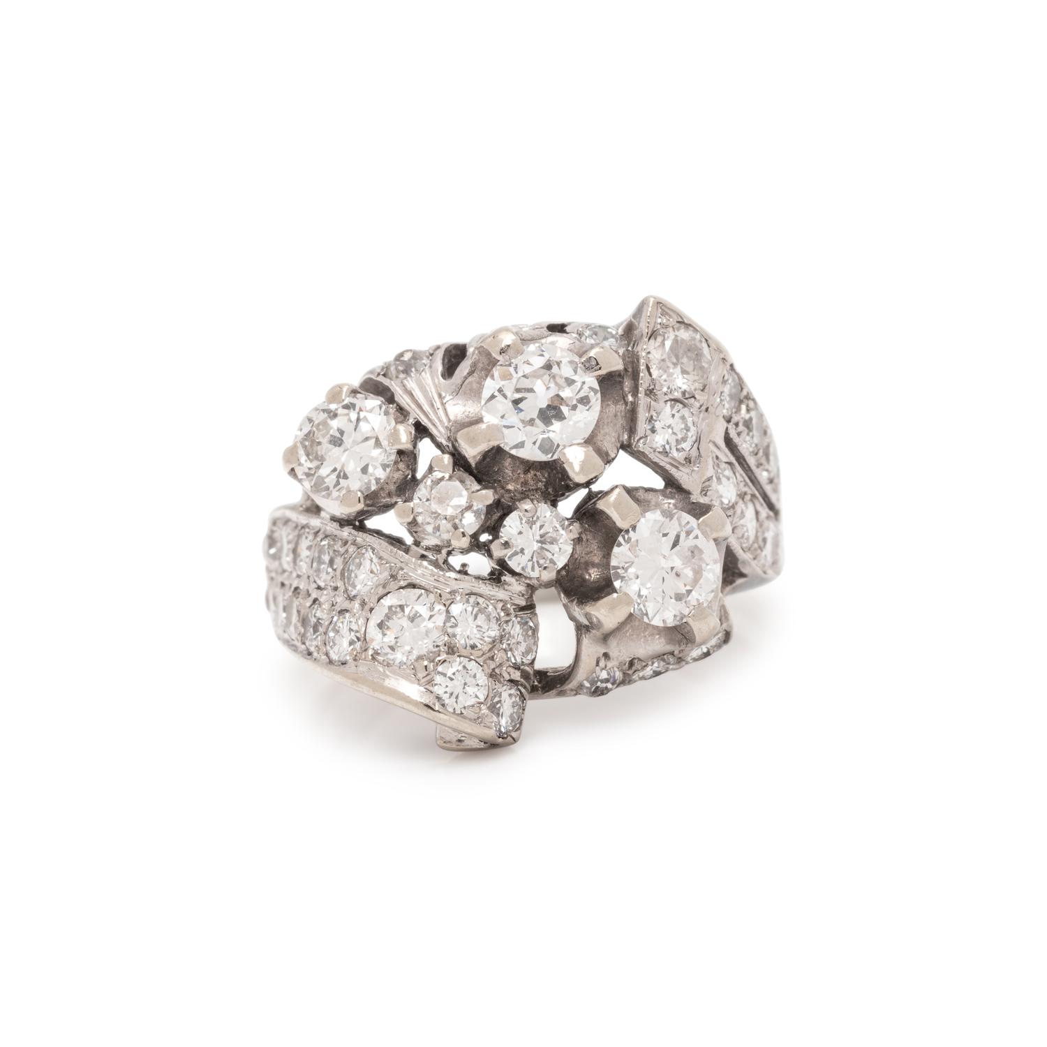 DIAMOND CLUSTER RING