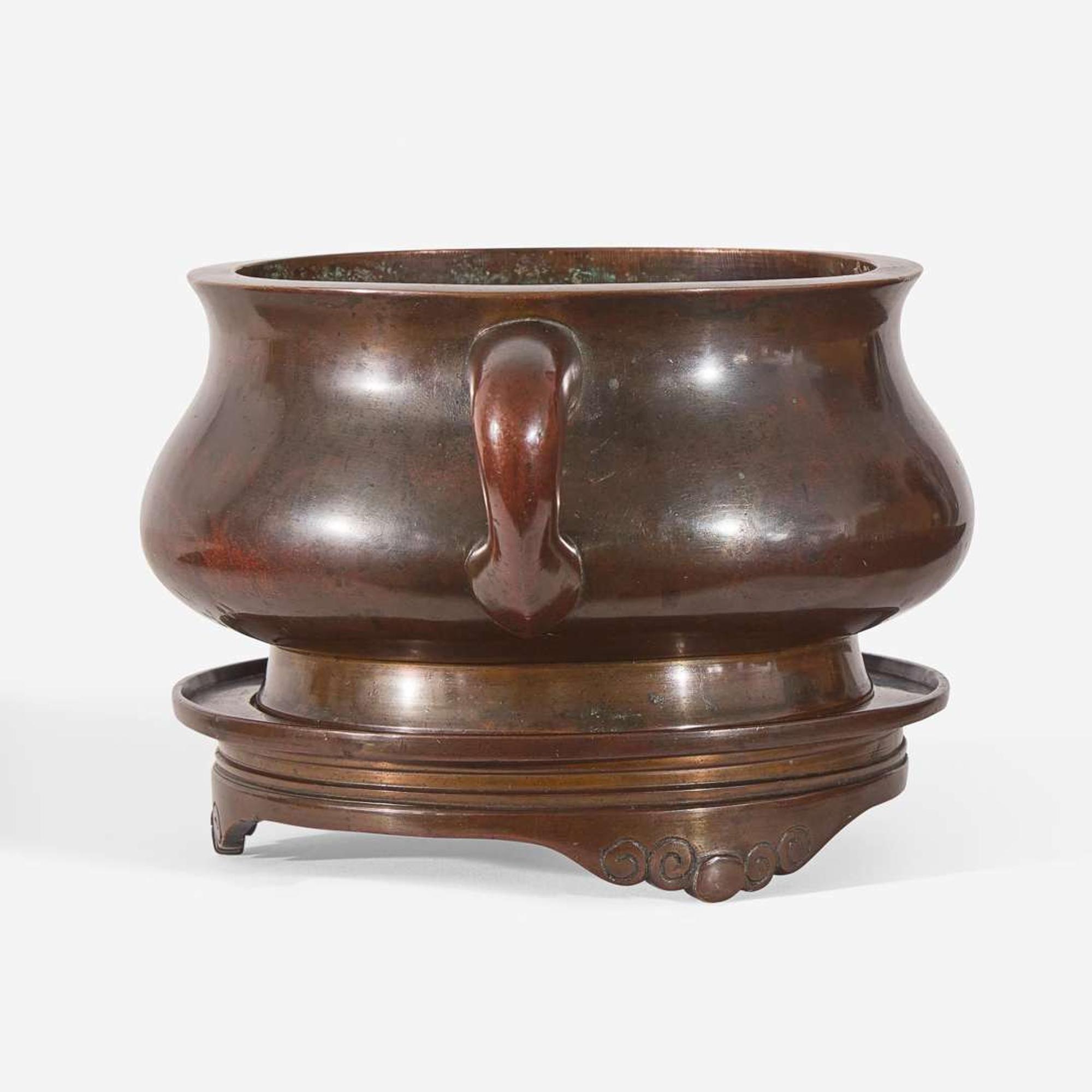 A Chinese patinated bronze censer and stand 铜香炉及底座 Xuande mark, 18th century or earlier ??? ???????