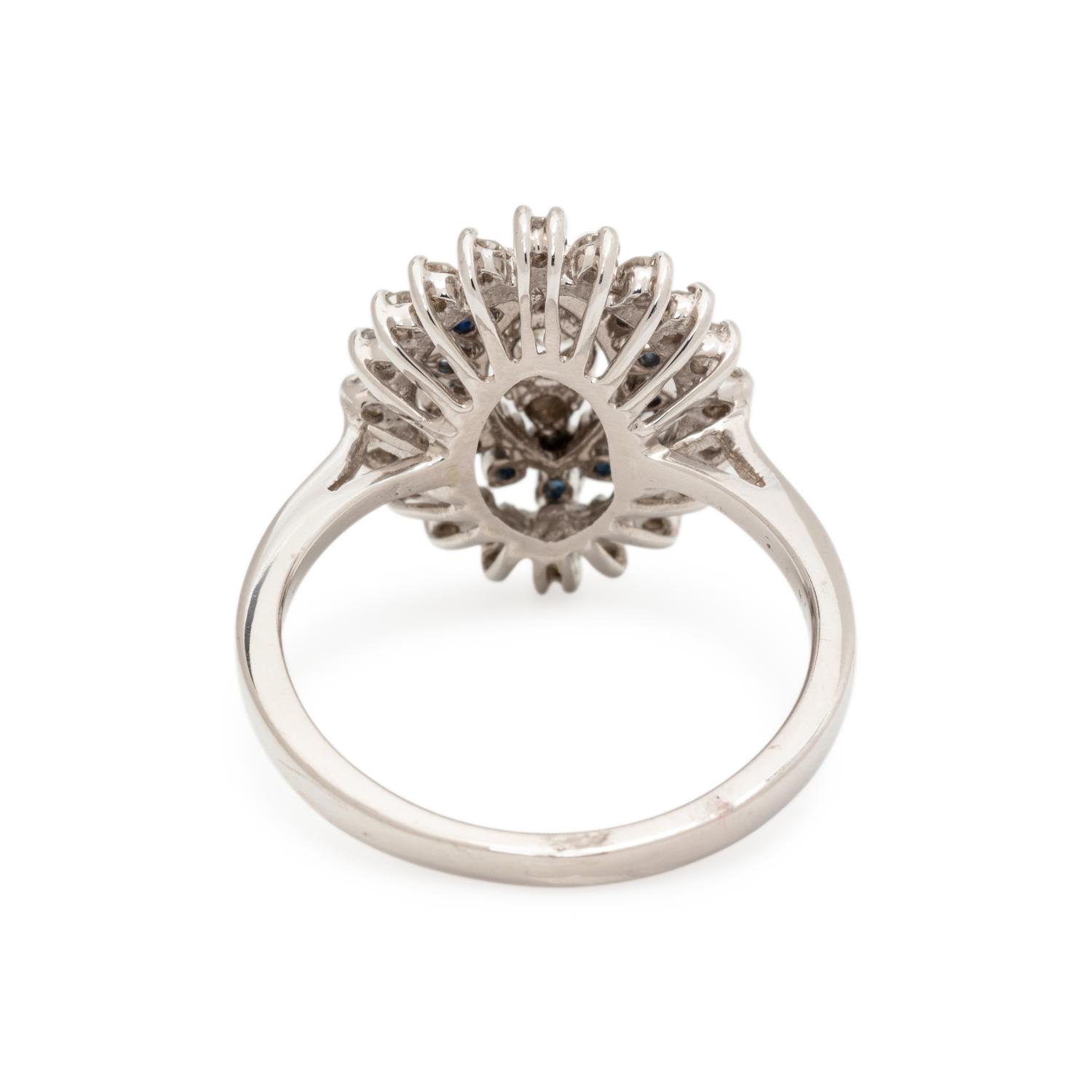 DIAMOND AND SAPPHIRE RING