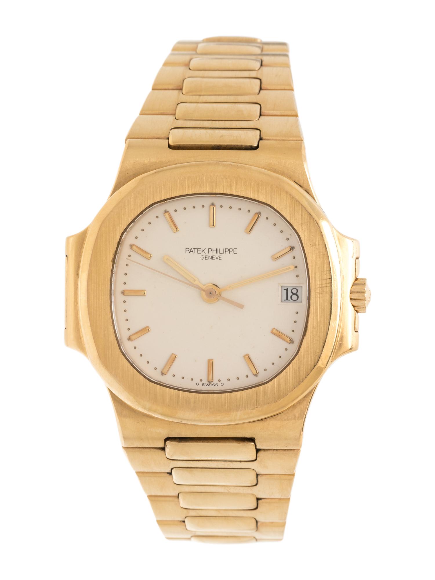 PATEK PHILIPPE, REF. 3800 18K YELLOW GOLD 'NAUTILUS' WRISTWATCH