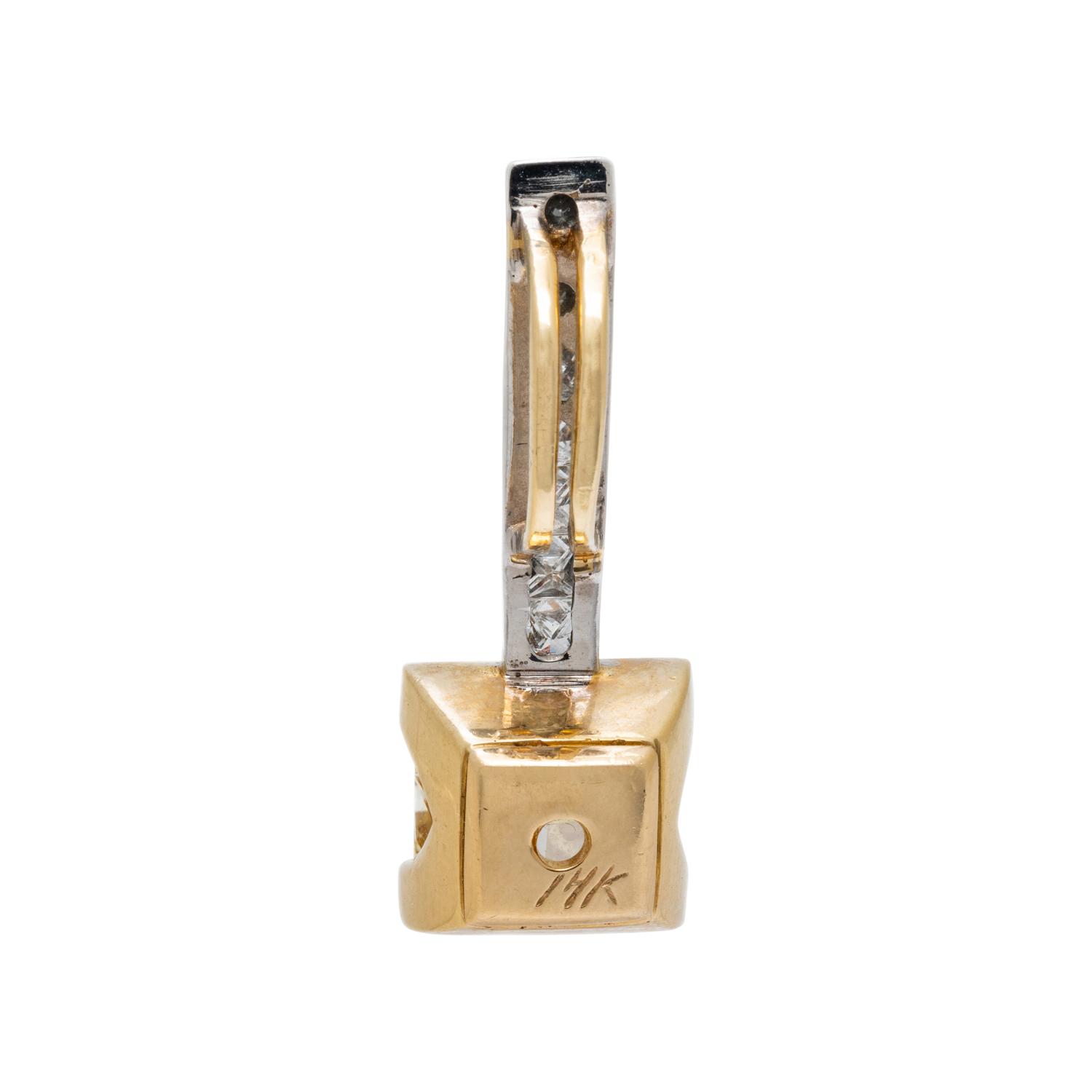 RADIANT CUT DIAMOND PENDANT