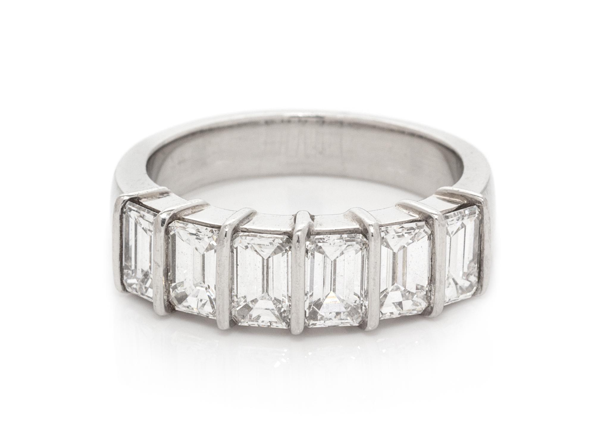 A Platinum and Diamond Ring, 6.30 dwts.