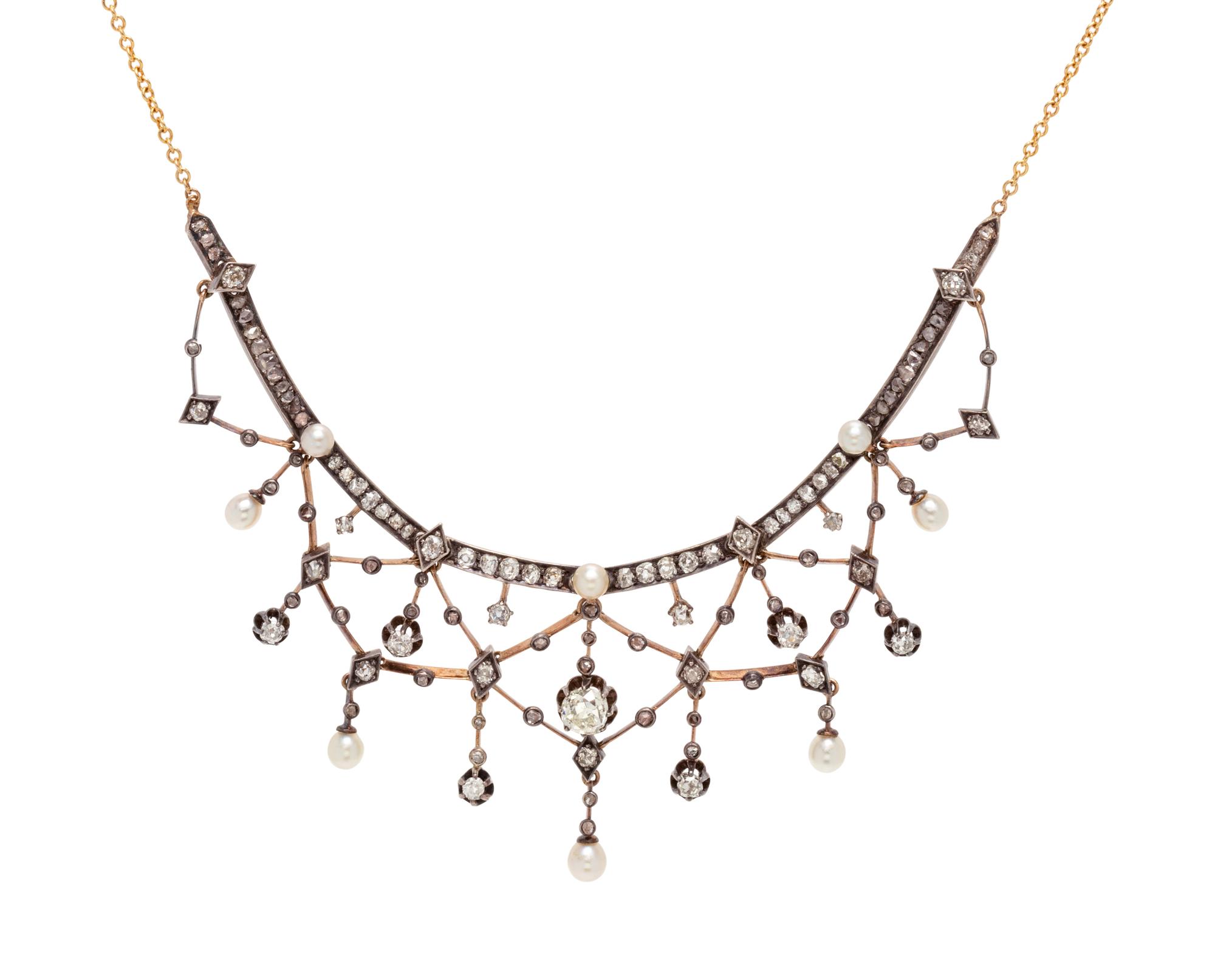 ANTIQUE, DIAMOND AND PEARL NECKLACE