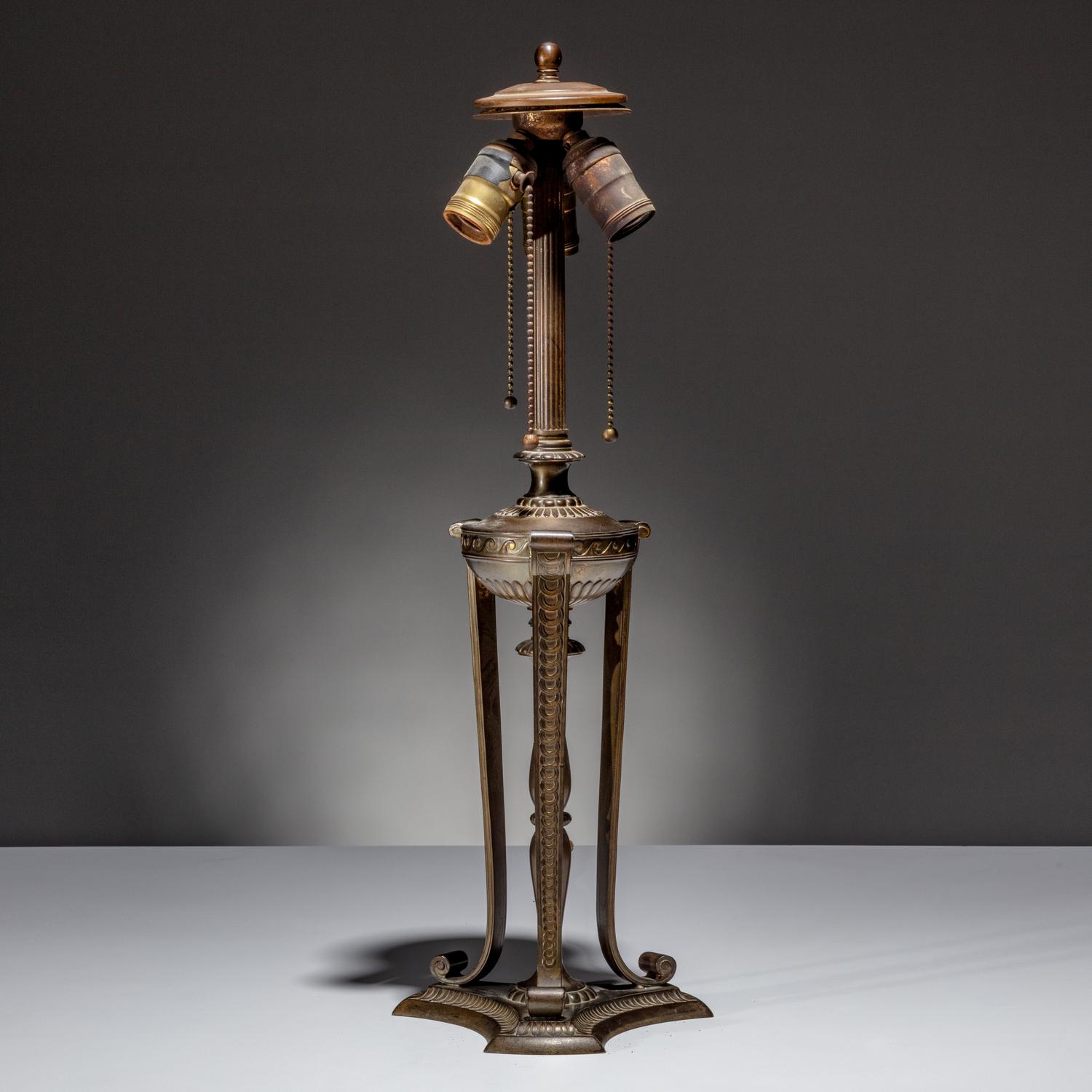 Pairpoint Corporation USA, Early 20th Century — 'New Bedford Harbor Scene' Lamp, c. 1915