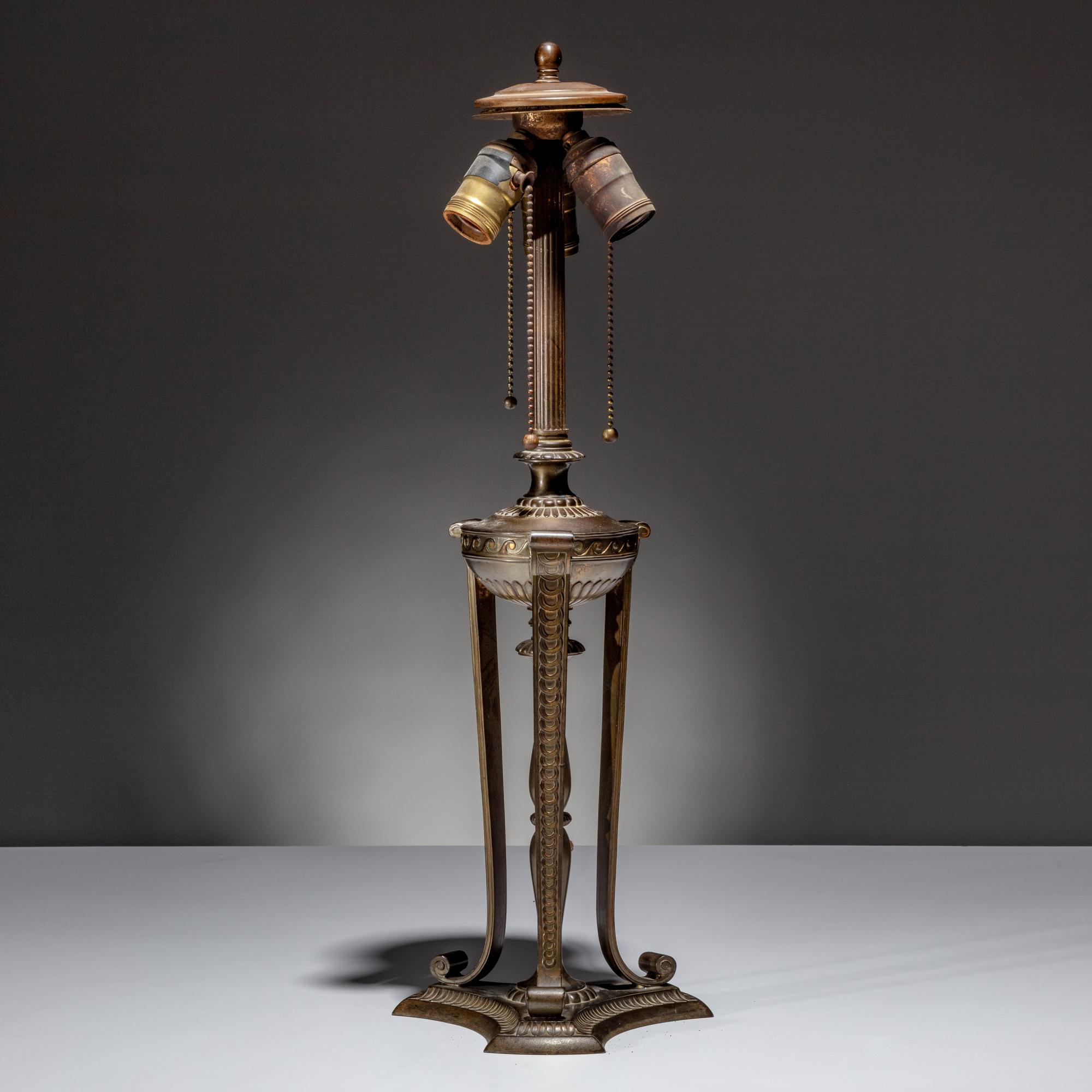 Pairpoint Corporation USA, Early 20th Century — 'New Bedford Harbor Scene' Lamp, c. 1915