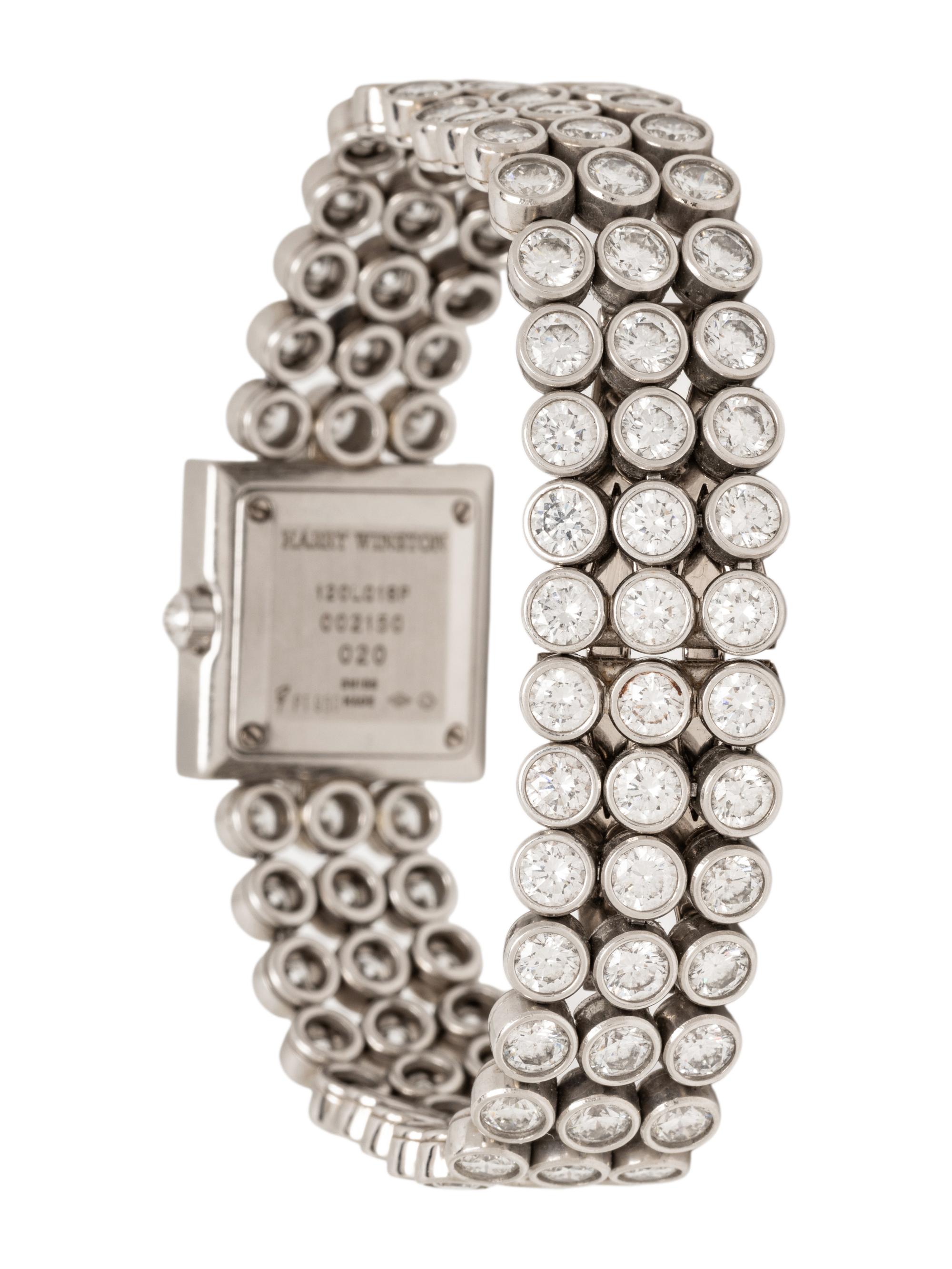 HARRY WINSTON, DIAMOND AND PLATINUM 'SIGNATURE' WATCH