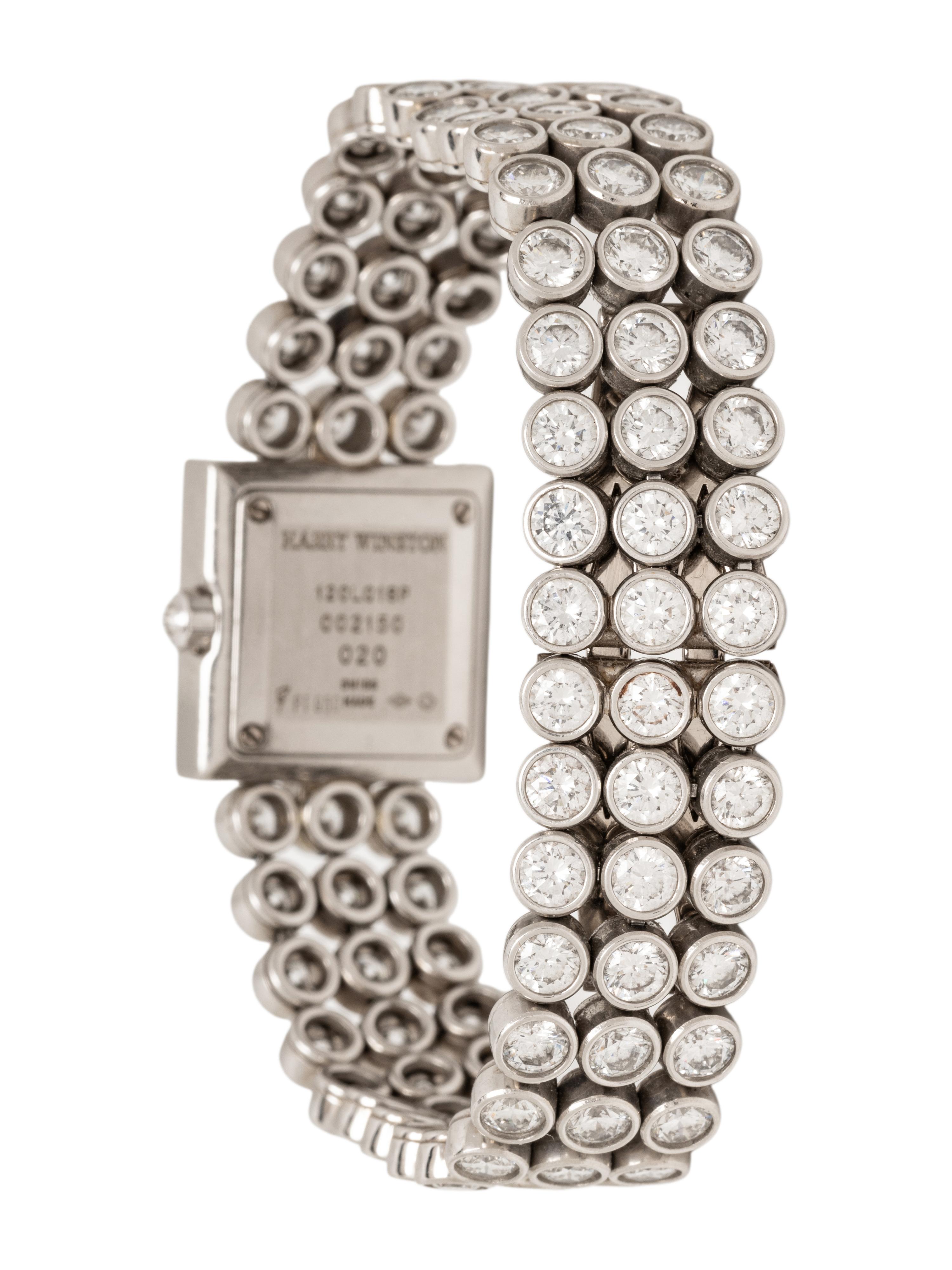 HARRY WINSTON, DIAMOND AND PLATINUM 'SIGNATURE' WATCH