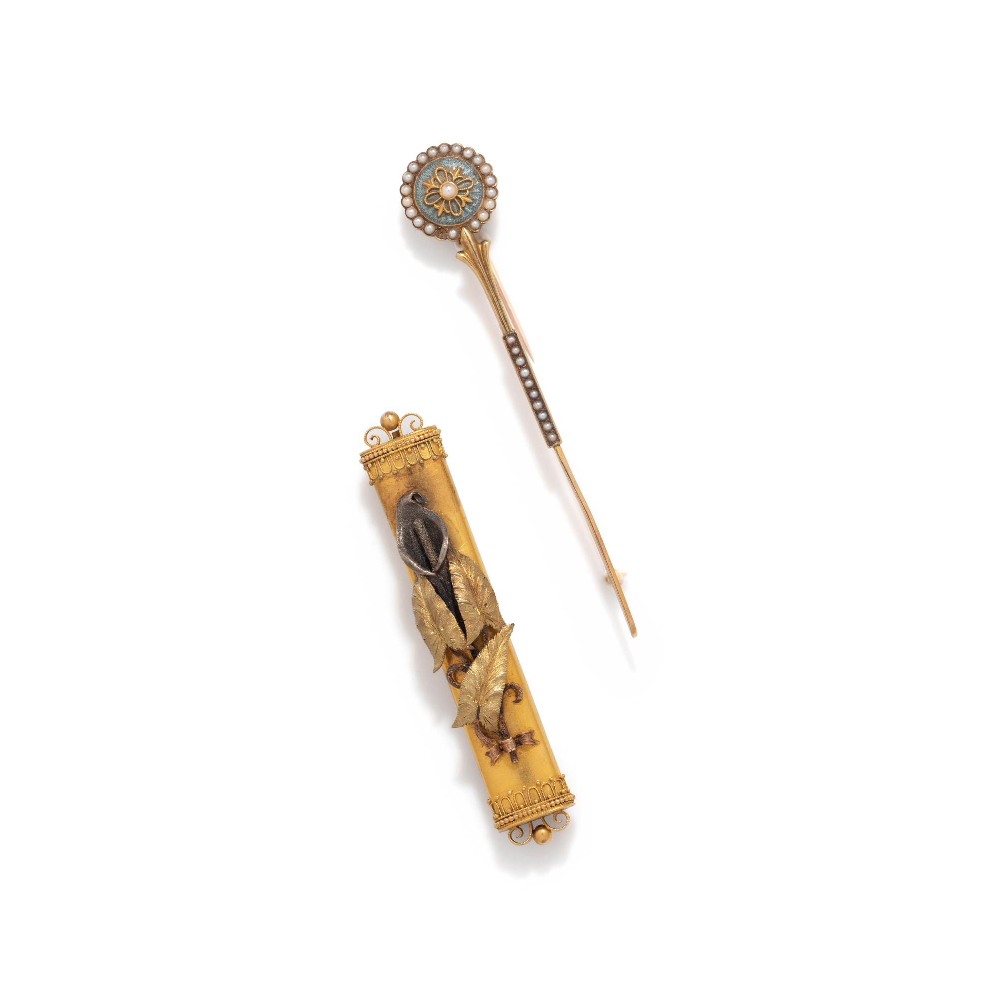 ANTIQUE, COLLECTION OF YELLOW GOLD BROOCHES