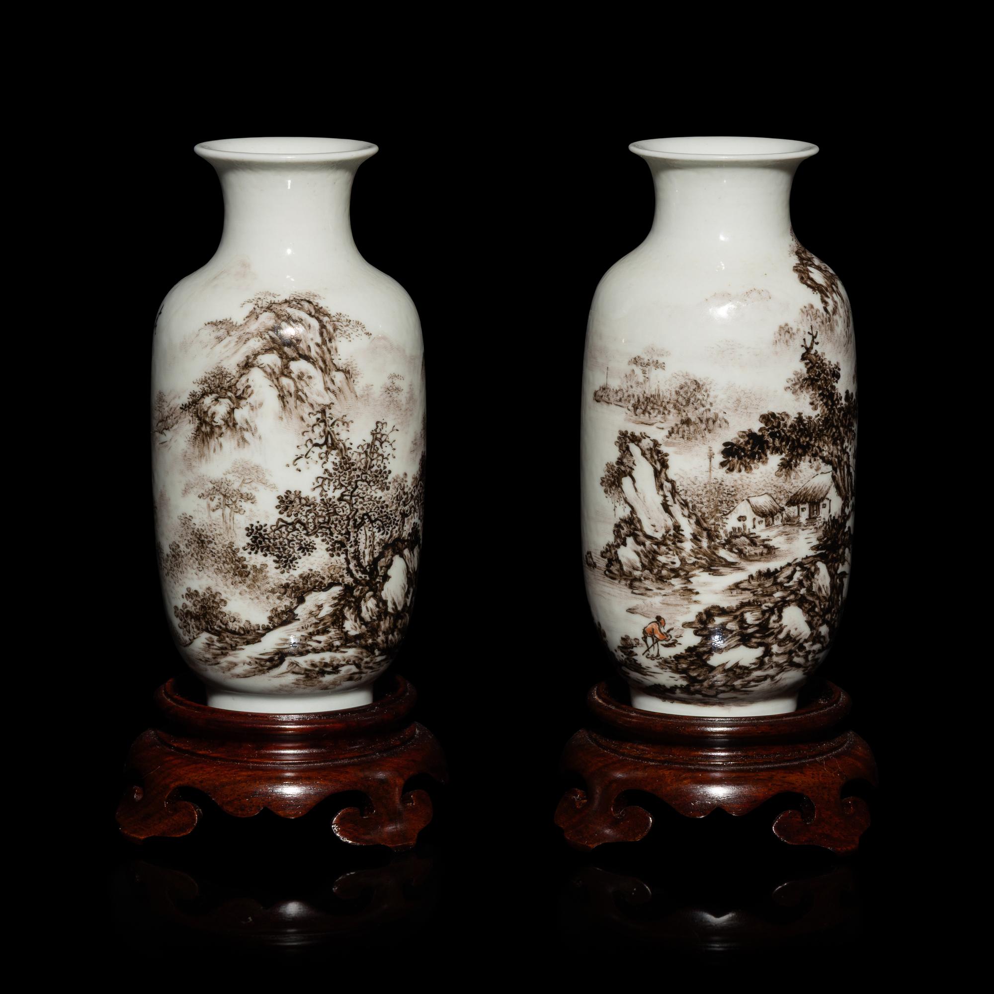 A Pair of Small Chinese Grisaille Decorated 'Landscape' Porcelain Vases, Early-Mid 20th Century — 近代 墨彩山水圖燈籠瓶一對 帶木座