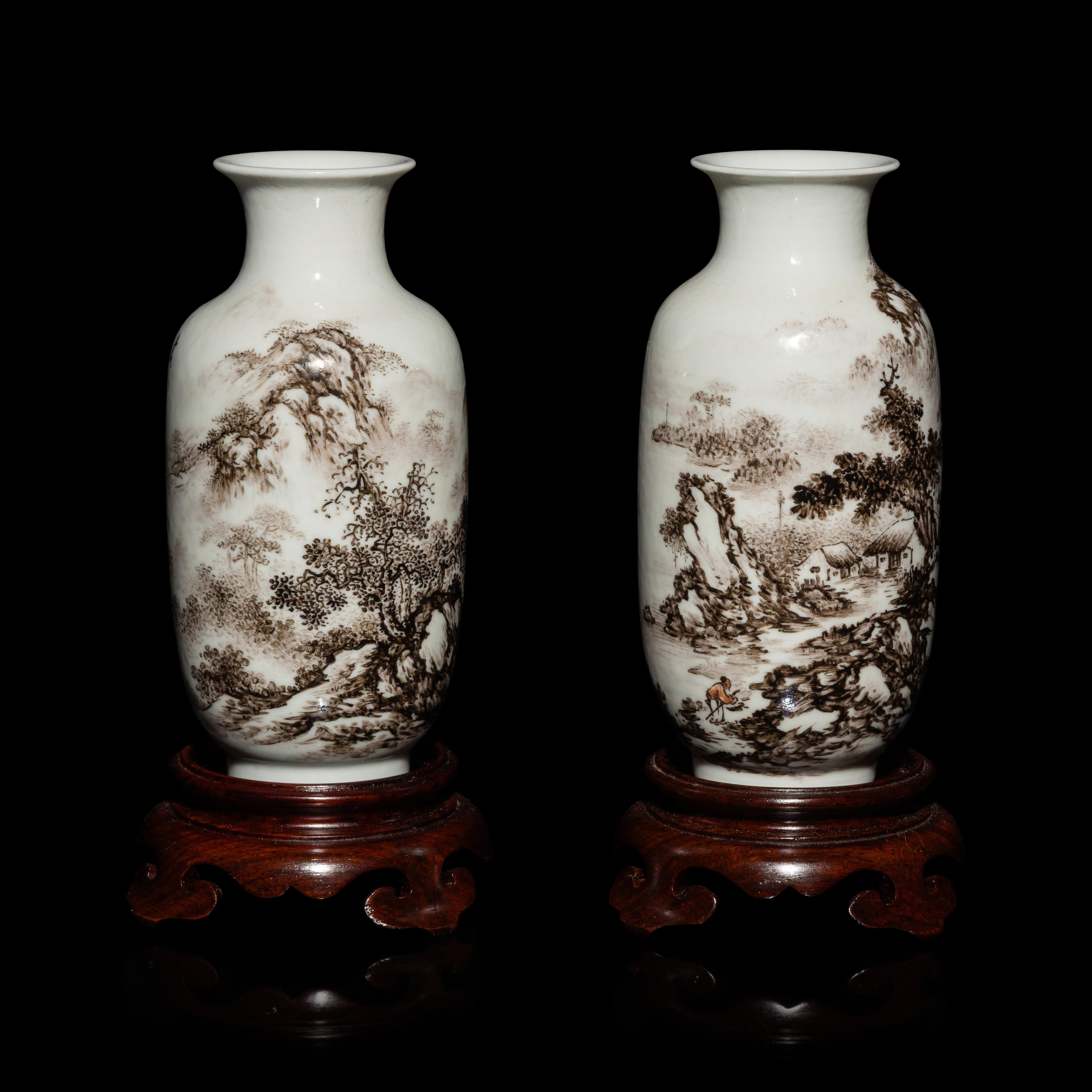 A Pair of Small Chinese Grisaille Decorated 'Landscape' Porcelain Vases, Early-Mid 20th Century — 近代 墨彩山水圖燈籠瓶一對 帶木座