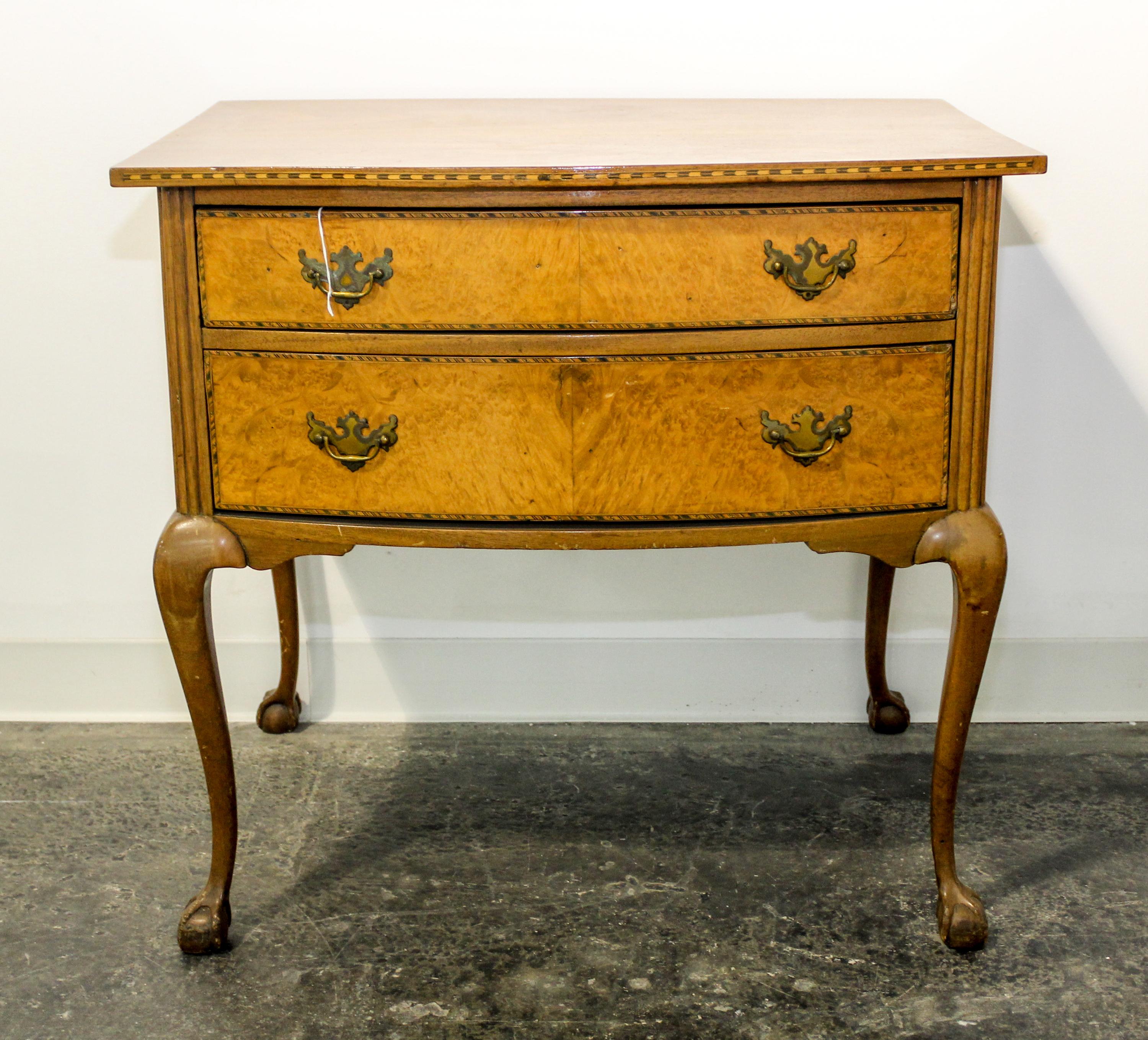A Queen Anne Style Maple Low Chest Height 28 1/4 x width 30 x depth 21 inches. — FIRST HALF 20TH CENTURY