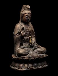 A Chinese Bronze Figure of Guanyin 銅觀音