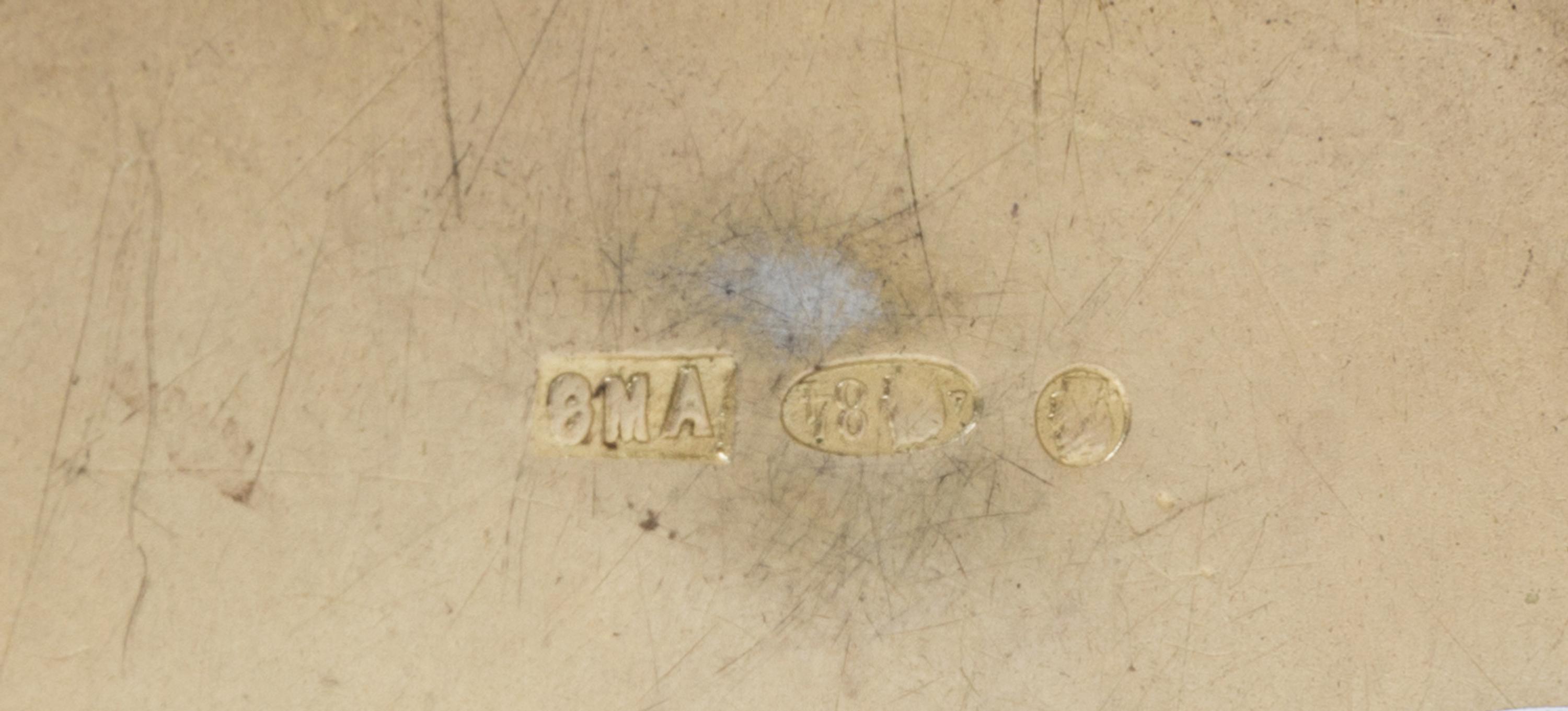 A Russian Enameled Silver-Gilt Snuff Box, Mark of Sixth Artel, Moscow, early 20th century, of hexagonal form, the lid centered by a flo