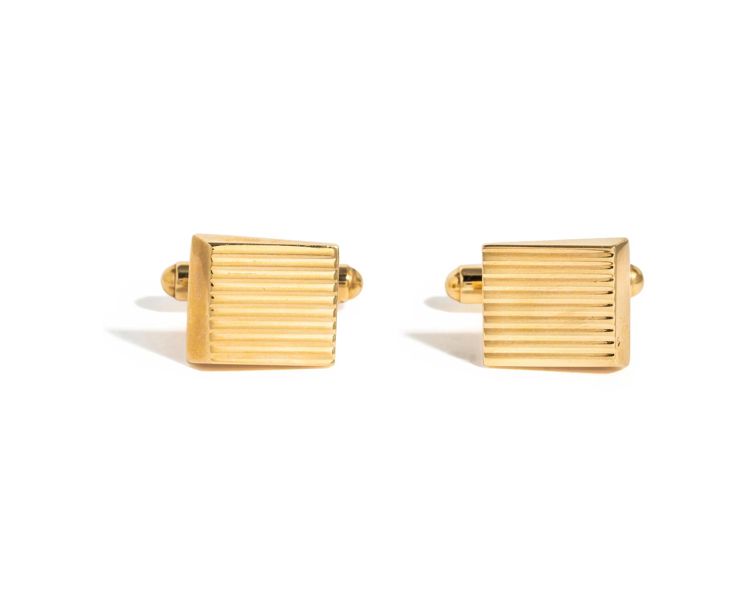 TIFFANY & CO., YELLOW GOLD CUFFLINKS