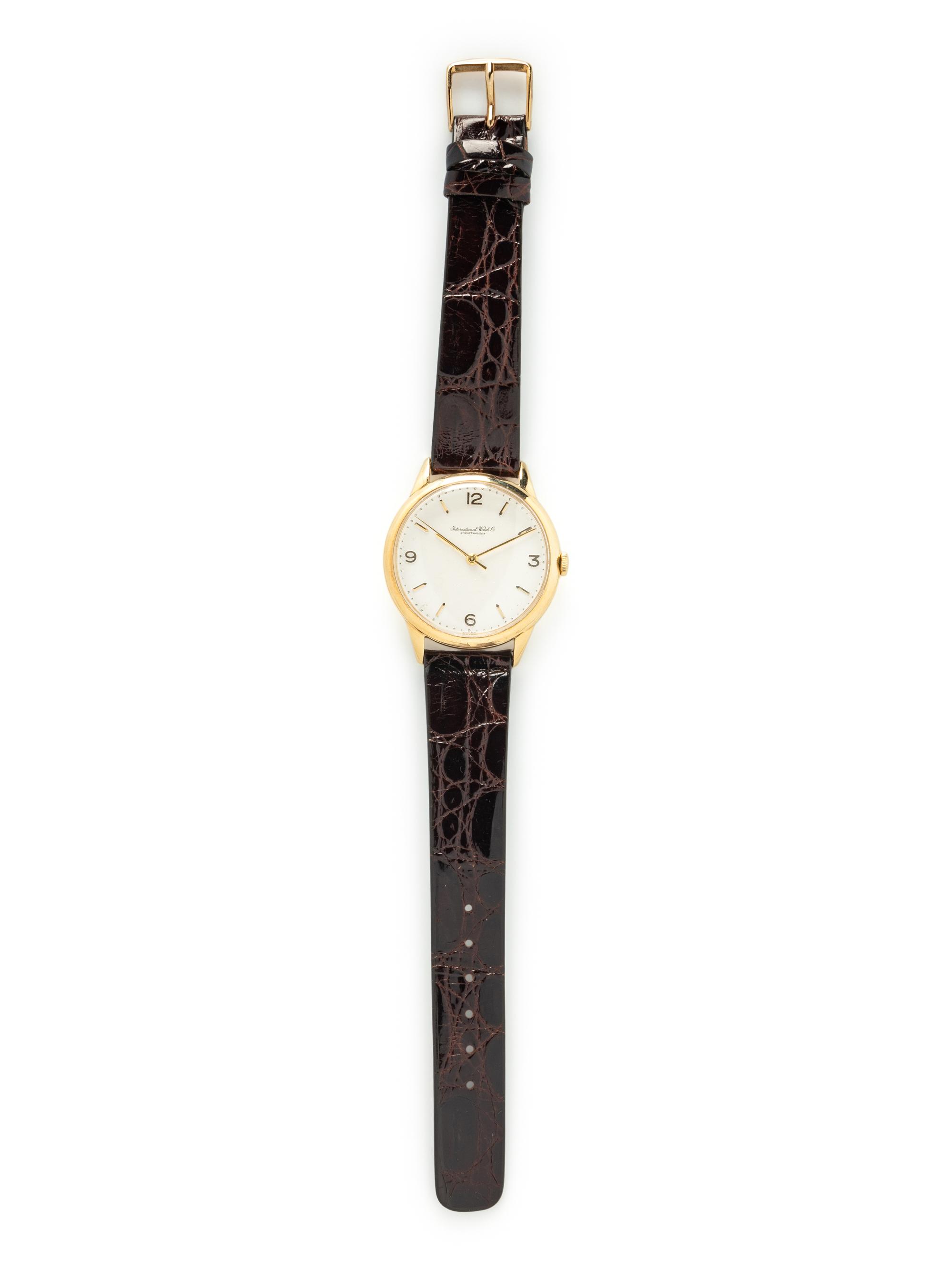 IWC, 18K YELLOW GOLD WATCH