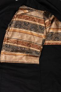 A Japanese Silk Men's Kimono
