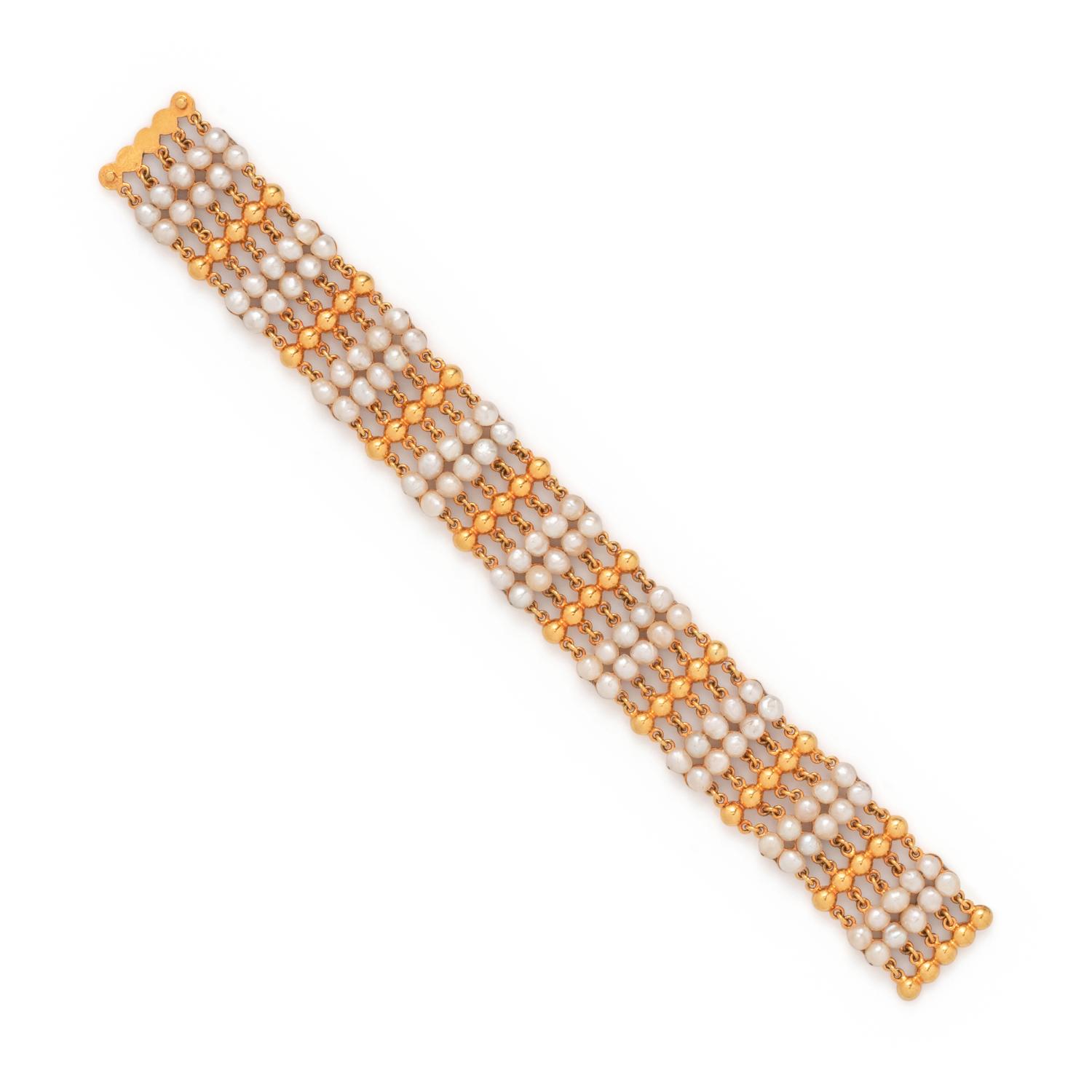 YELLOW GOLD AND CULTURED PEARL BRACELET