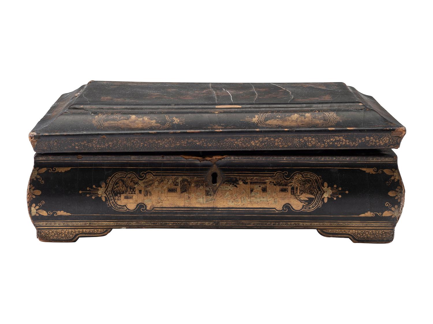 A Chinese Canton Lacquer Box