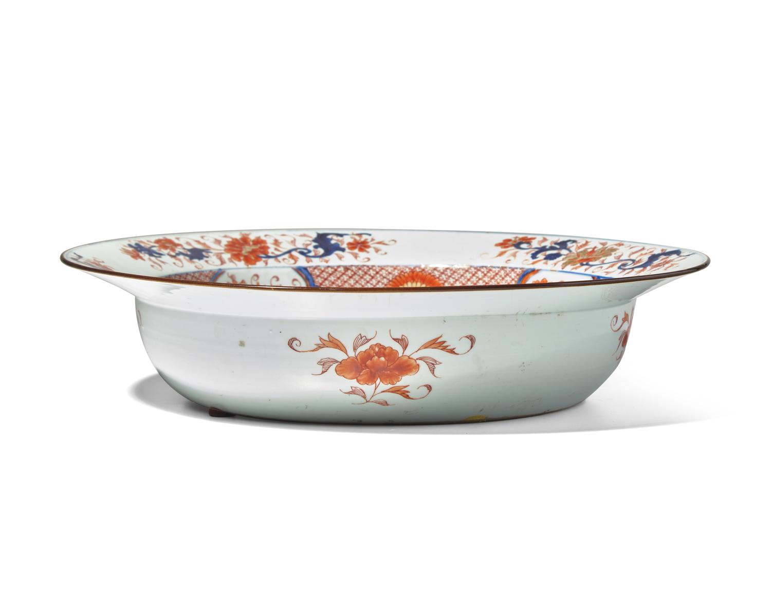 A Chinese Export Porcelain Deep Dish In The "Imari" Palette
