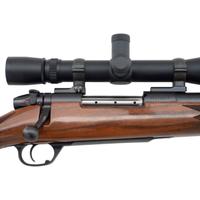 *Weatherby Mark V Deluxe in .300 Wby. Mag. with Heavy Barrel and Leupold Scope