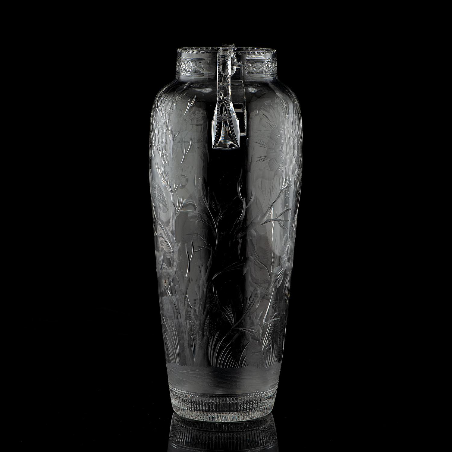 A Copper Wheel and Intaglio-Cut Glass Double Handle Vase