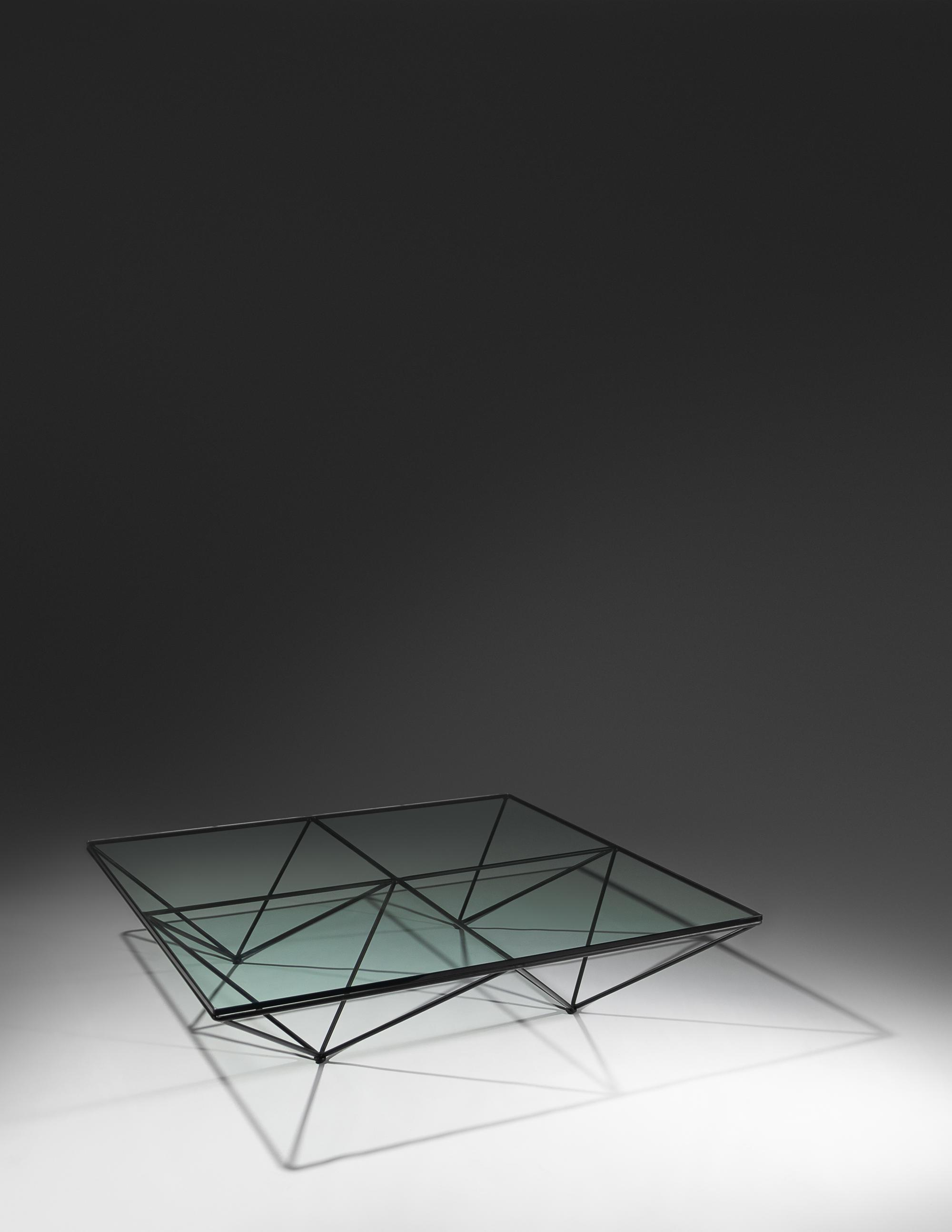 Alanda C offee Table, B&B Italia, Italy