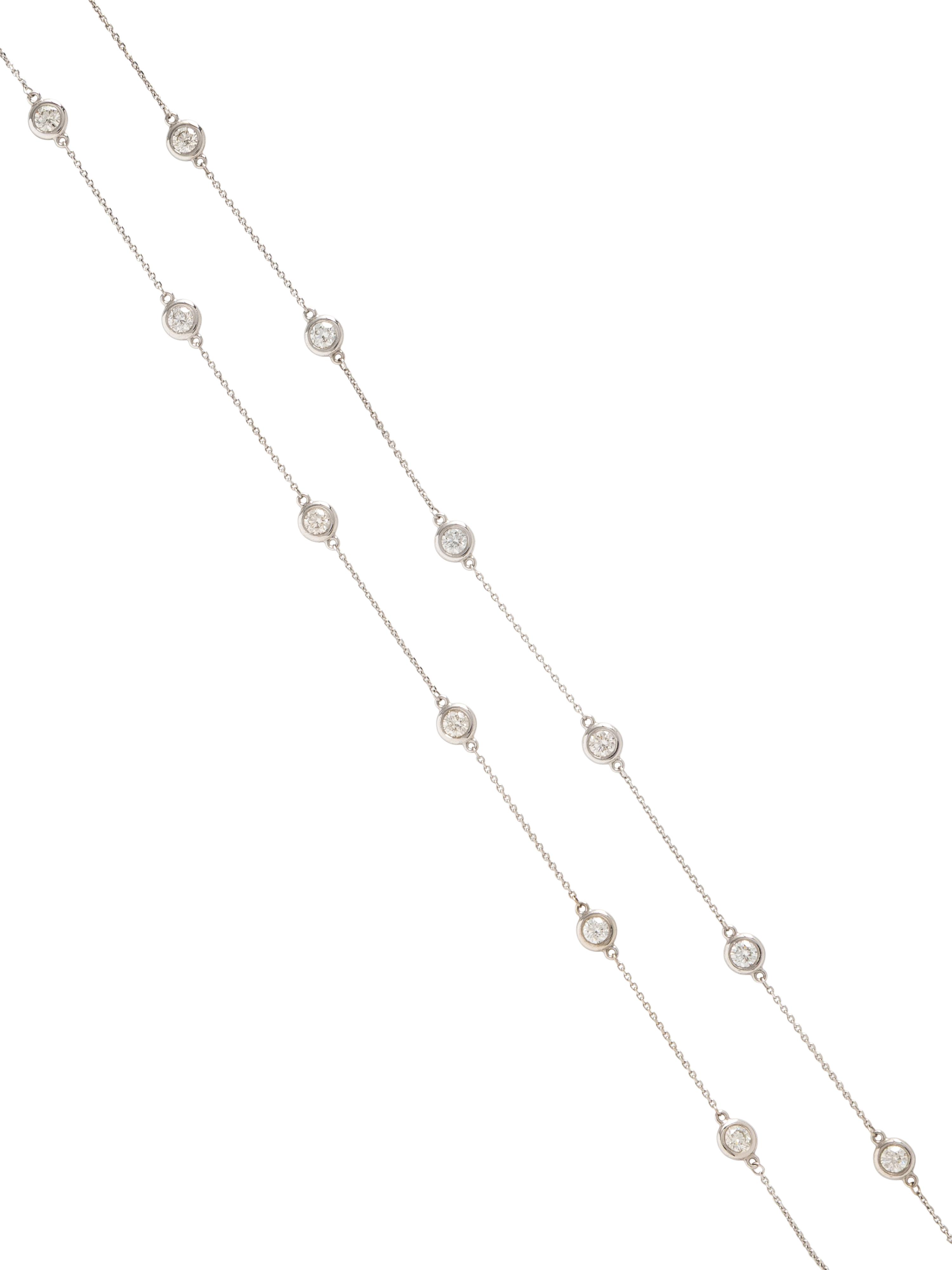 GOLD AND DIAMOND STATION NECKLACE