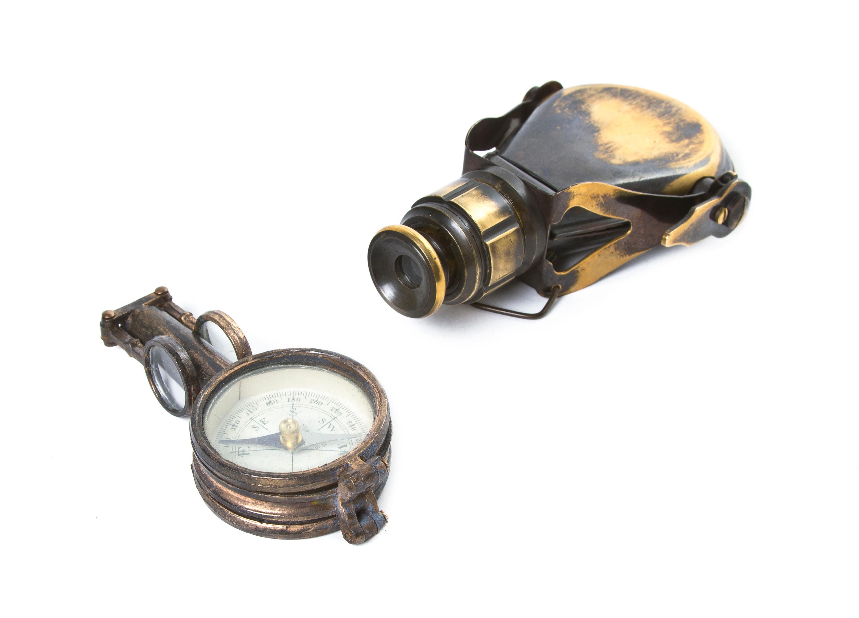 A Brass Clad Monocular, Length of first 4 inches (closed).
