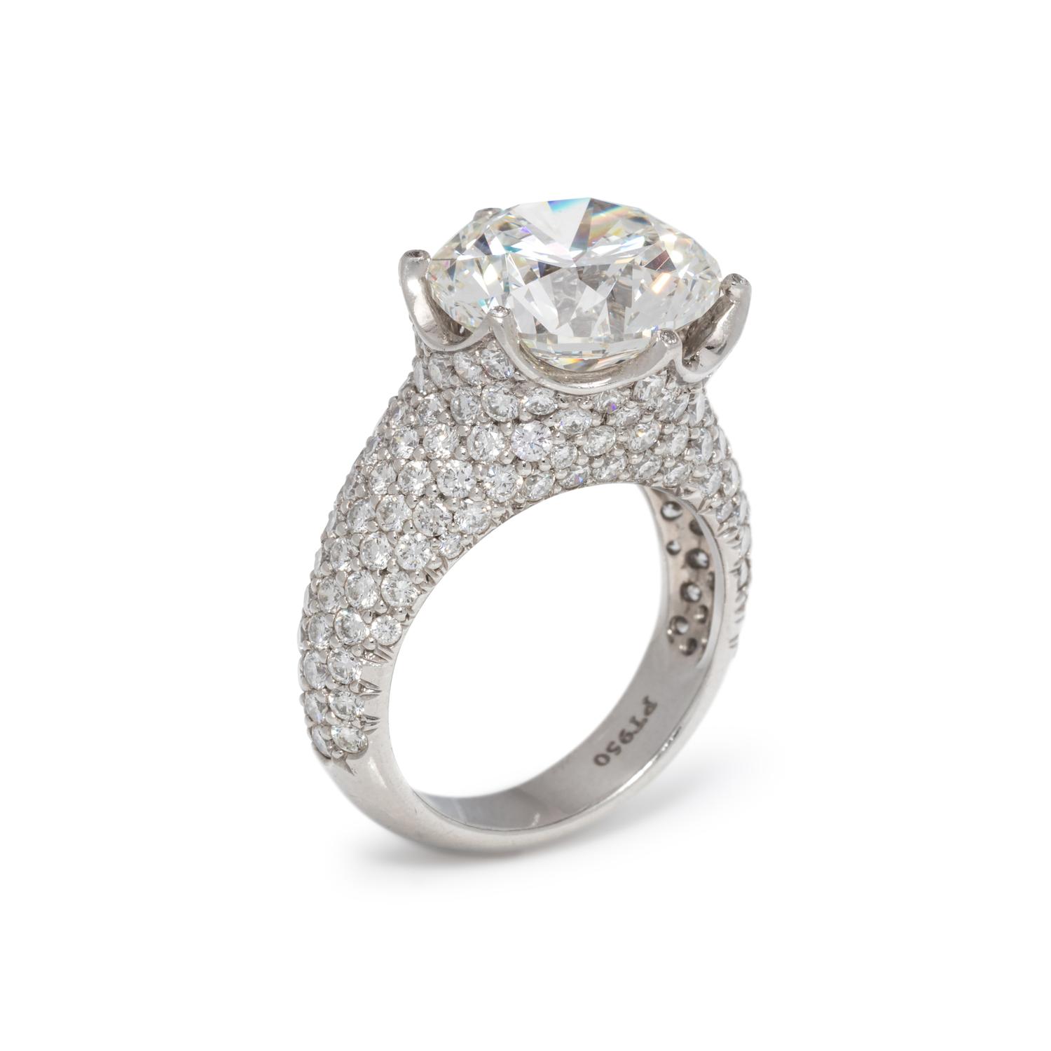 DIAMOND RING