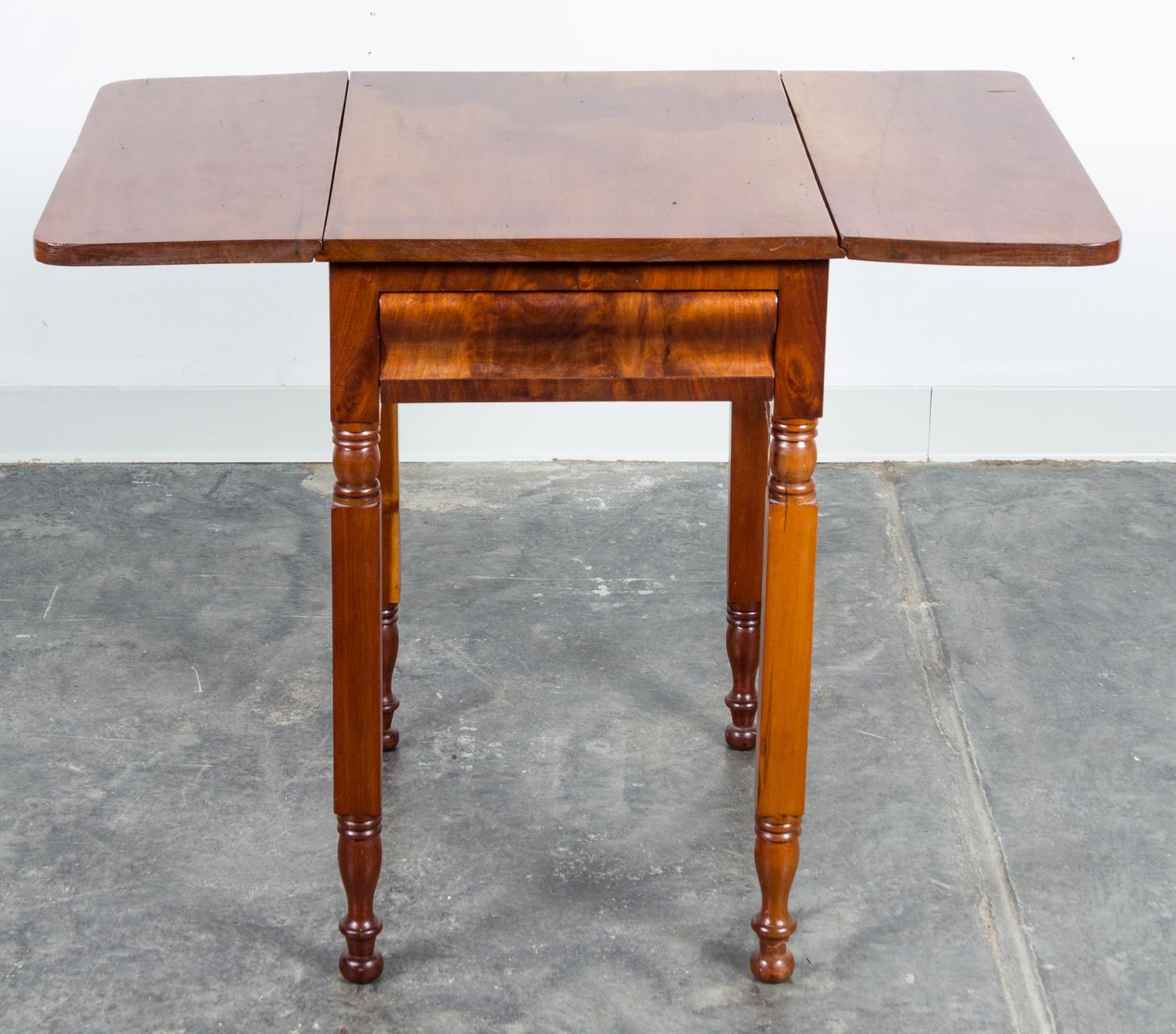 An American Empire Mahogany Work Table Height 28 1/2 x width 18 1/2 x depth 22 1/2 inches. — 19TH CENTURY
