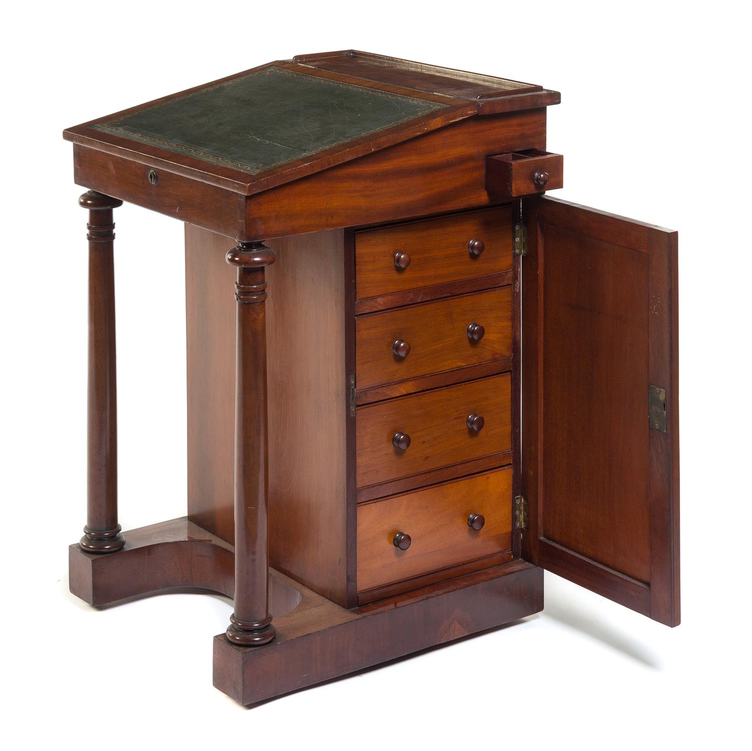 An English Mahogany Davenport Desk Height 33 x width 22 x depth 22 1/4 inches. — LATE 19TH CENTURY