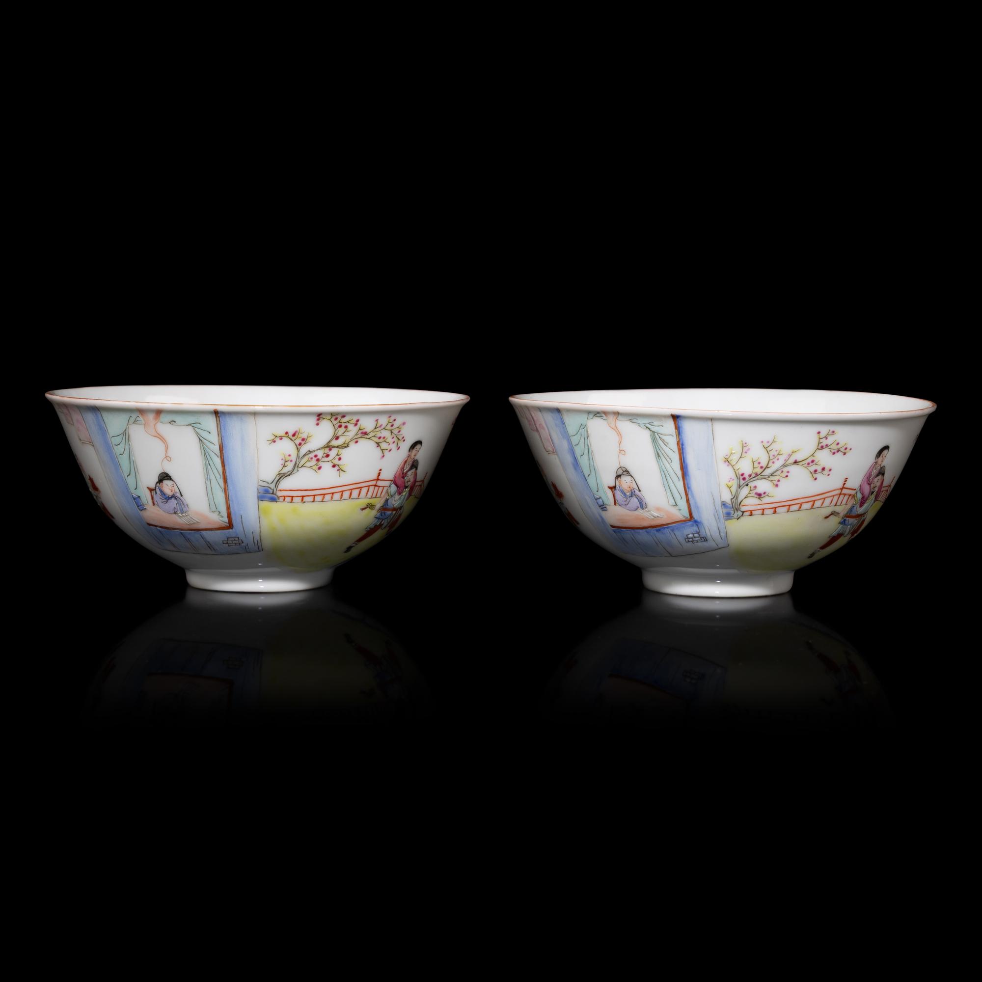 A Pair of Chinese Famille Rose 'Romance of the Western Chamber' Porcelain Bowls, 19th Century — 清晚期 粉彩西廂圖碗一對