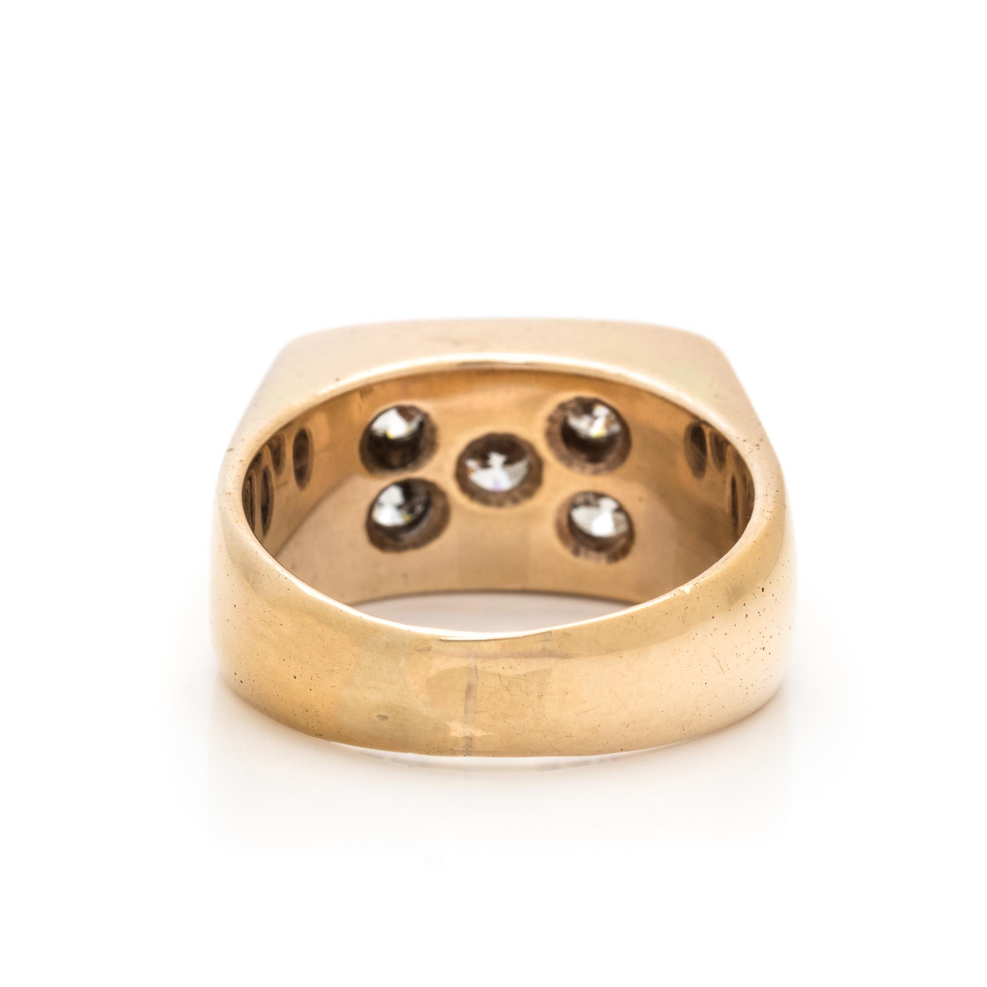 DIAMOND RING