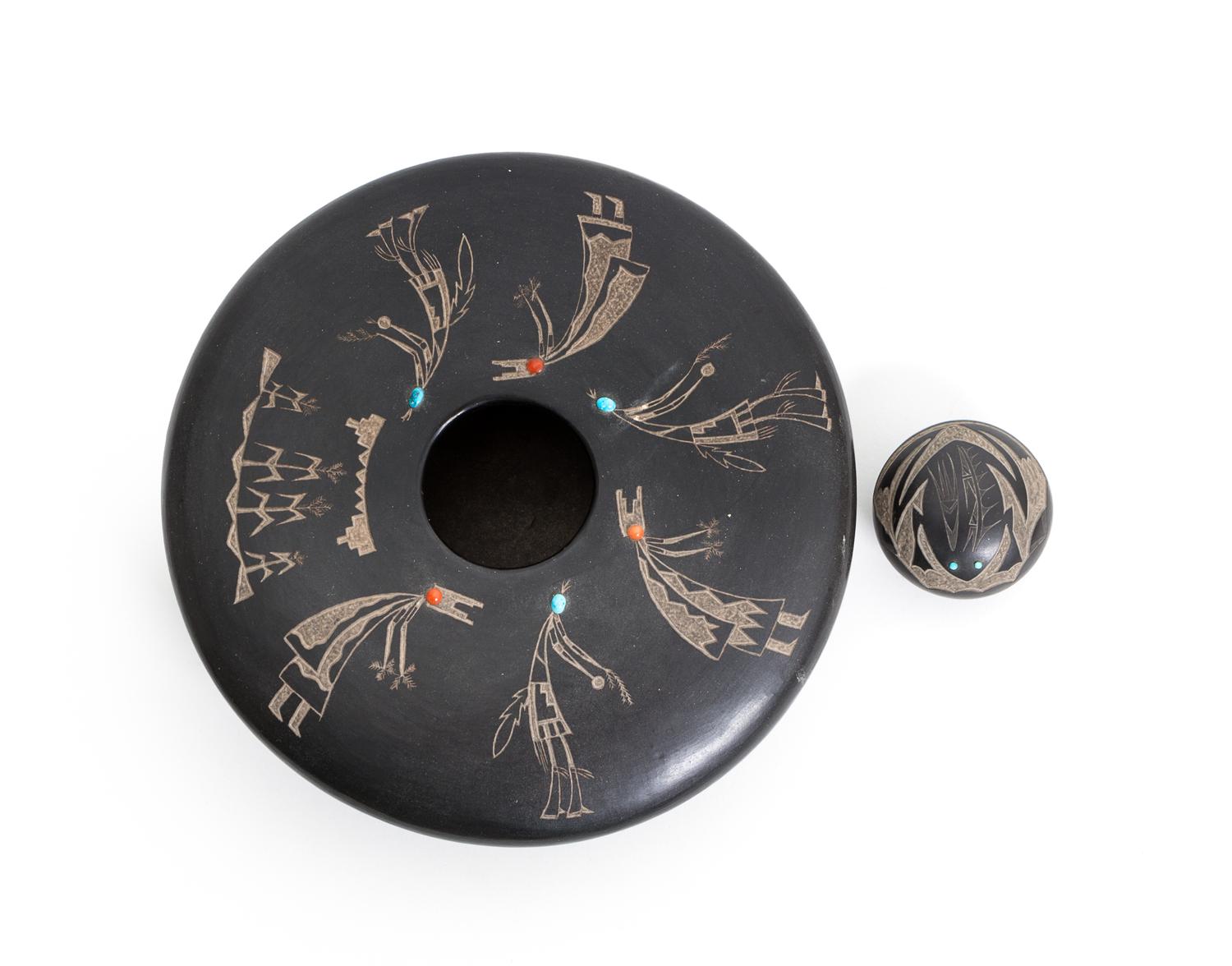 Two Gloria Garcia (b. 1942) Santa Clara Blackware Jars Height of first 2 x diameter 7 inches.