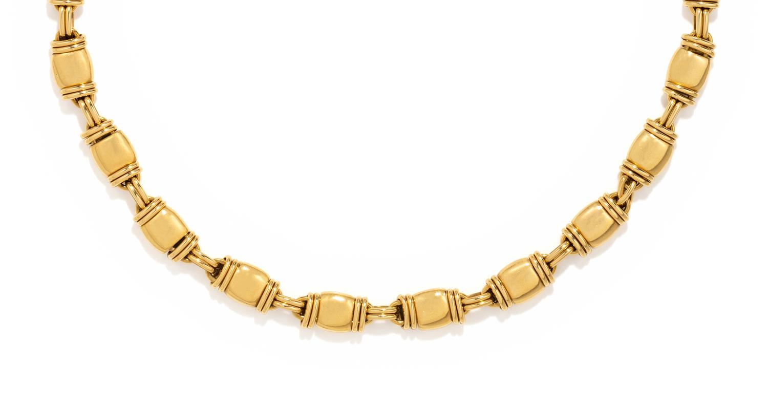 YELLOW GOLD NECKLACE