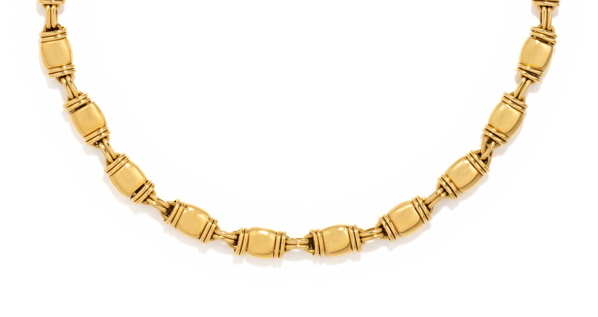YELLOW GOLD NECKLACE