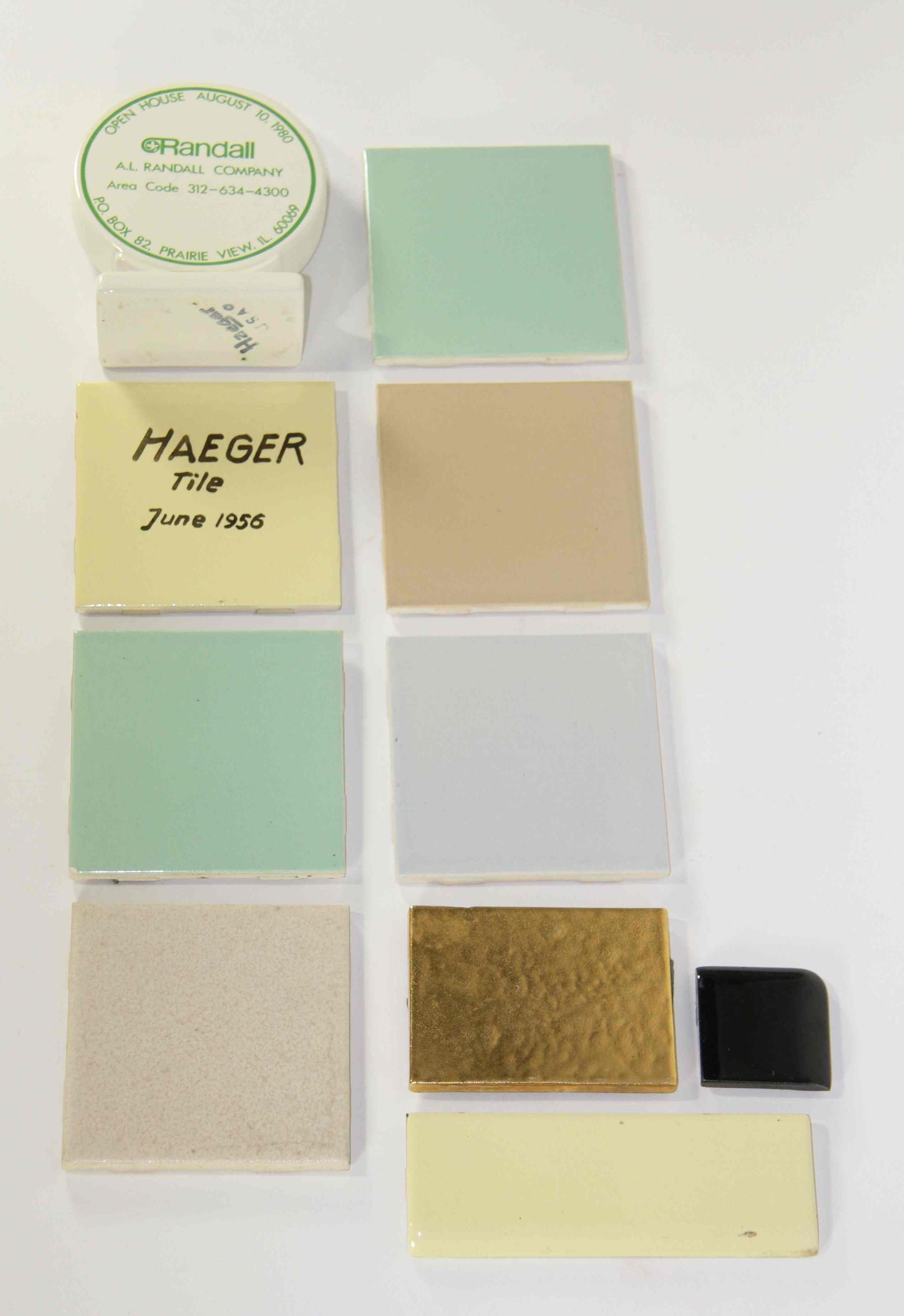 A Collecton of Haeger Pottery Articles Diameter of largest 10 1/2 inches.