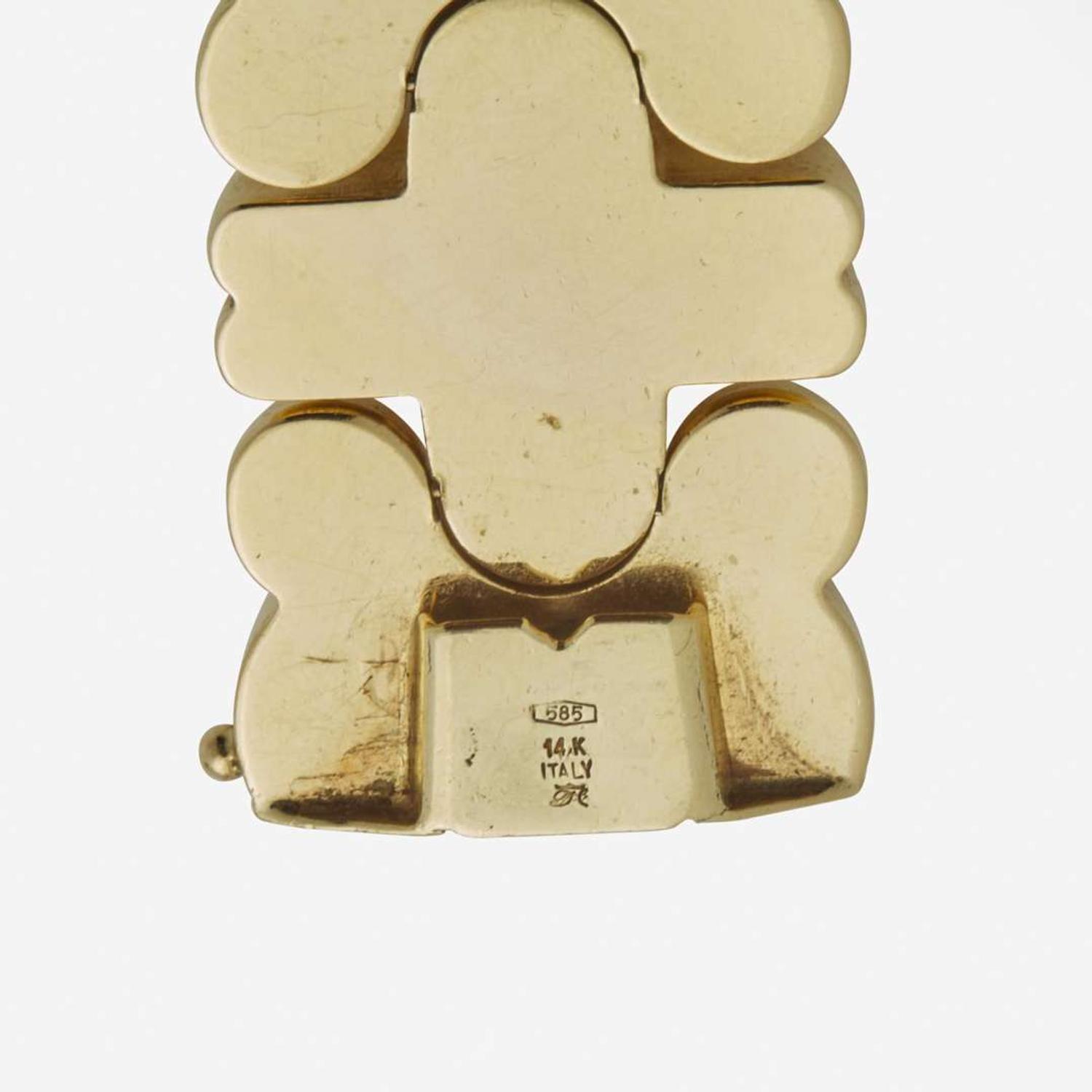 A 14K Yellow Gold Bracelet
